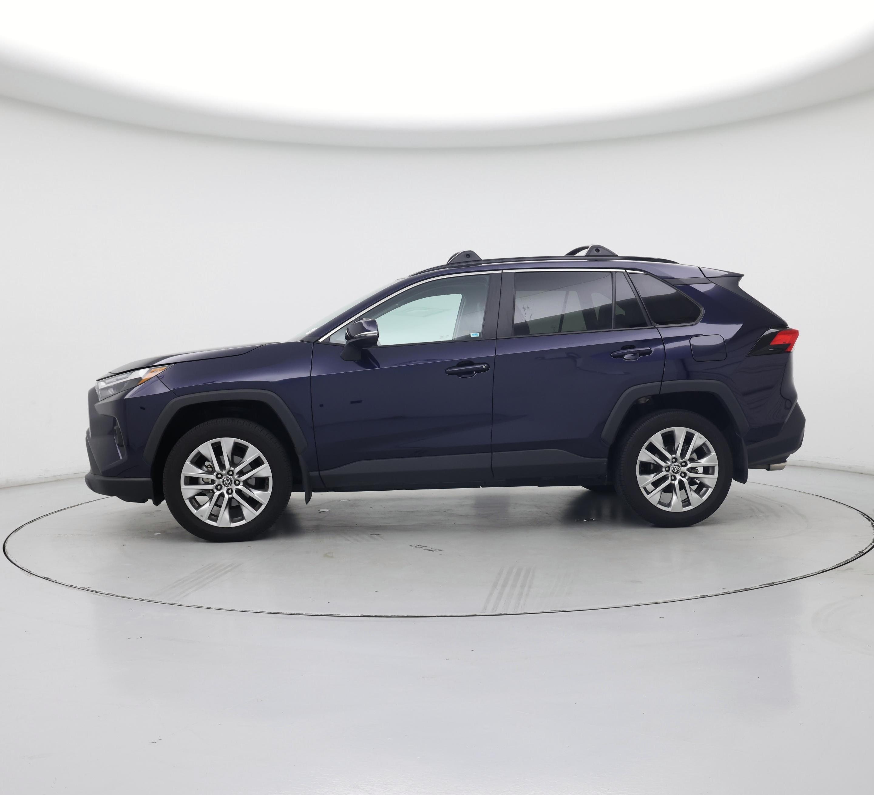 Thumbnail: 2023 Toyota RAV4 - 3