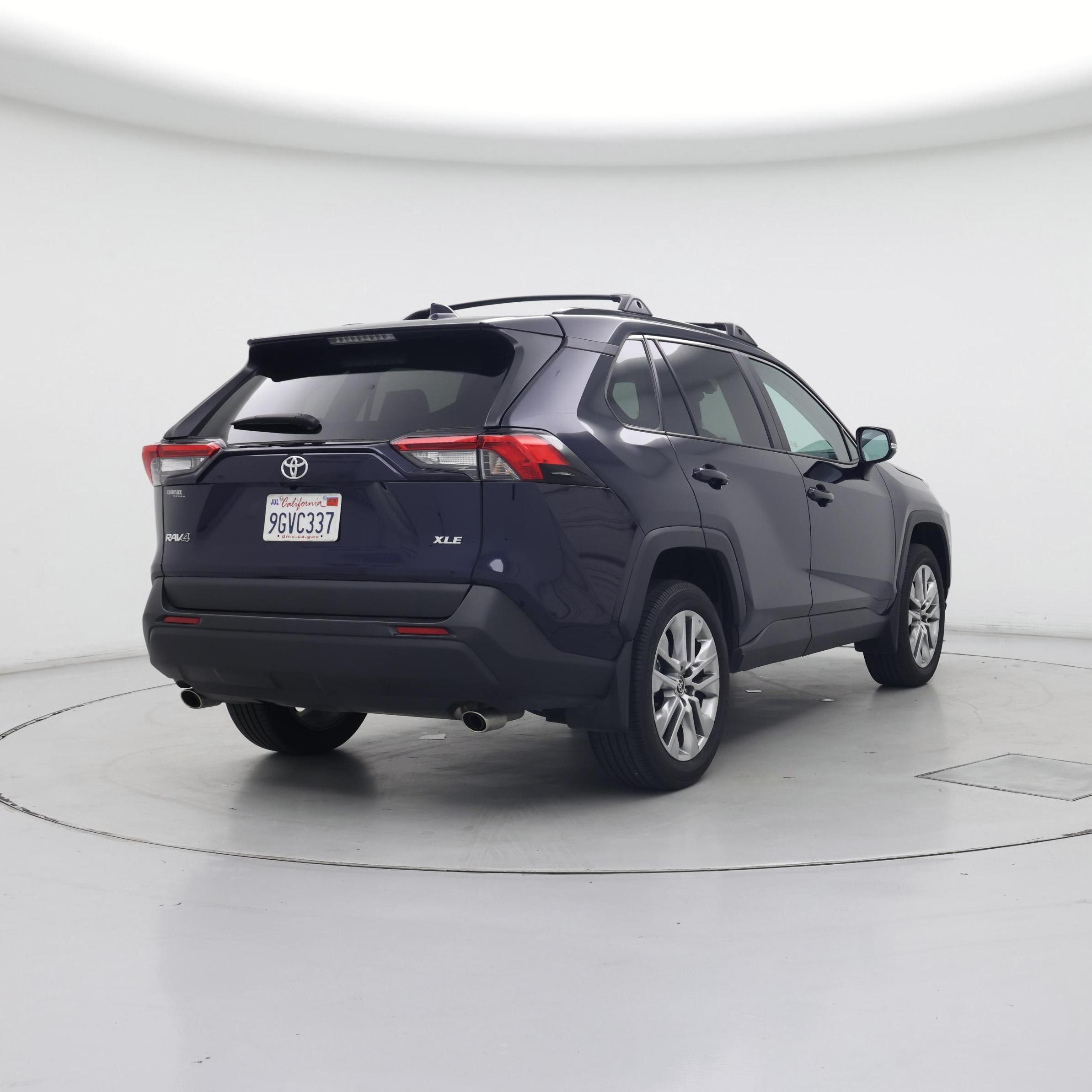 Thumbnail: 2023 Toyota RAV4 - 8
