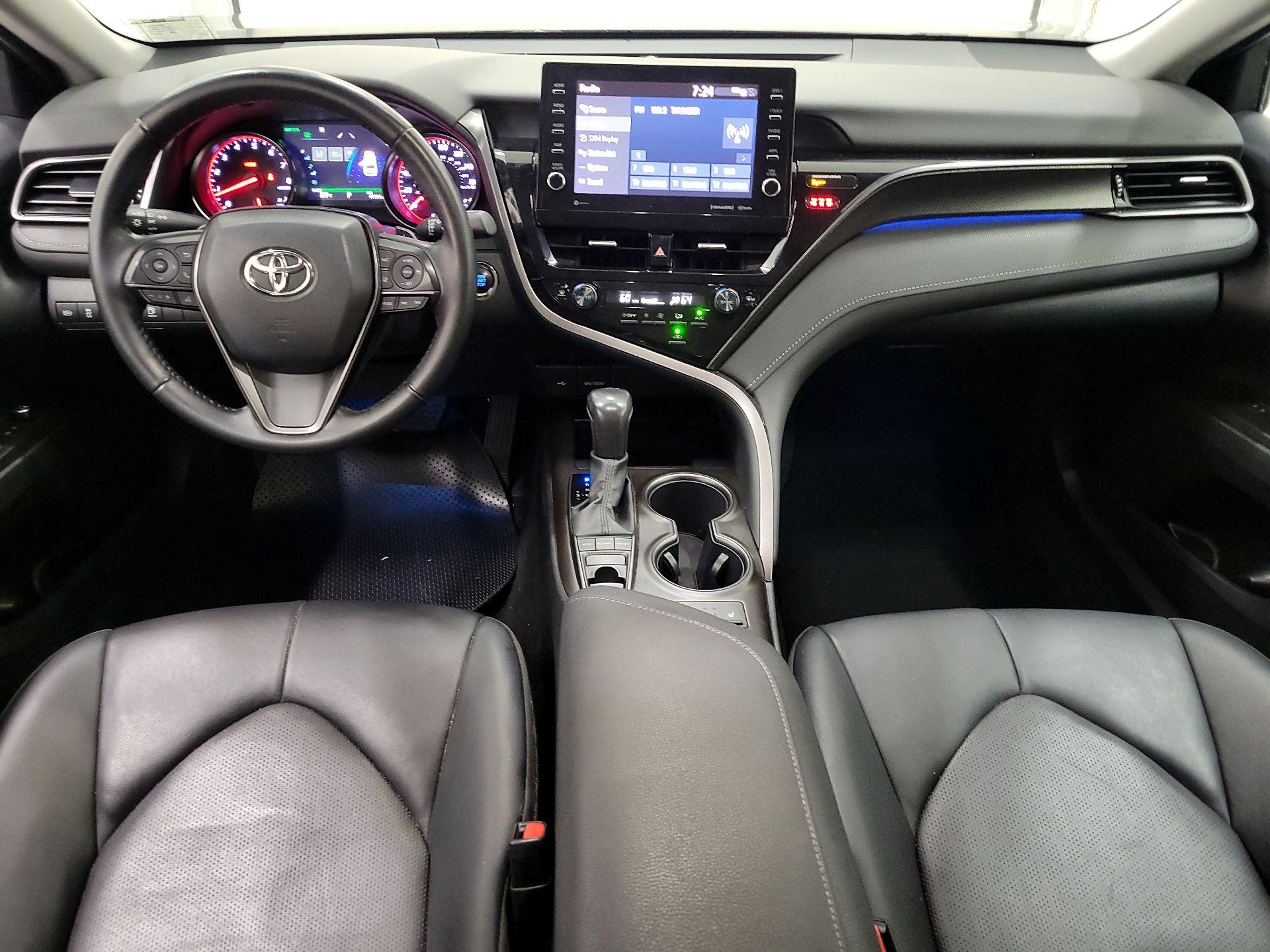 Thumbnail: 2022 Toyota Camry - 9