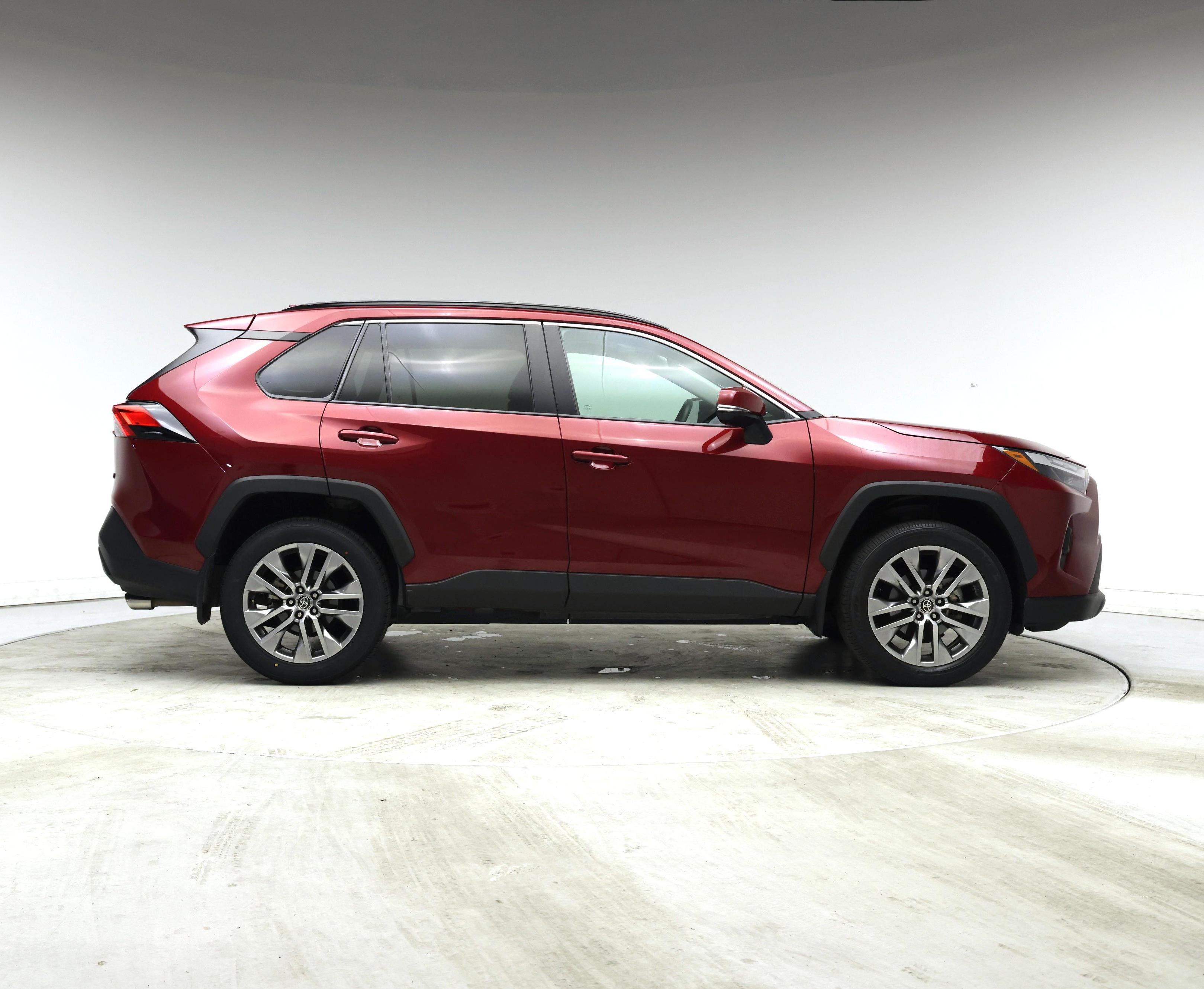Thumbnail: 2022 Toyota RAV4 - 7