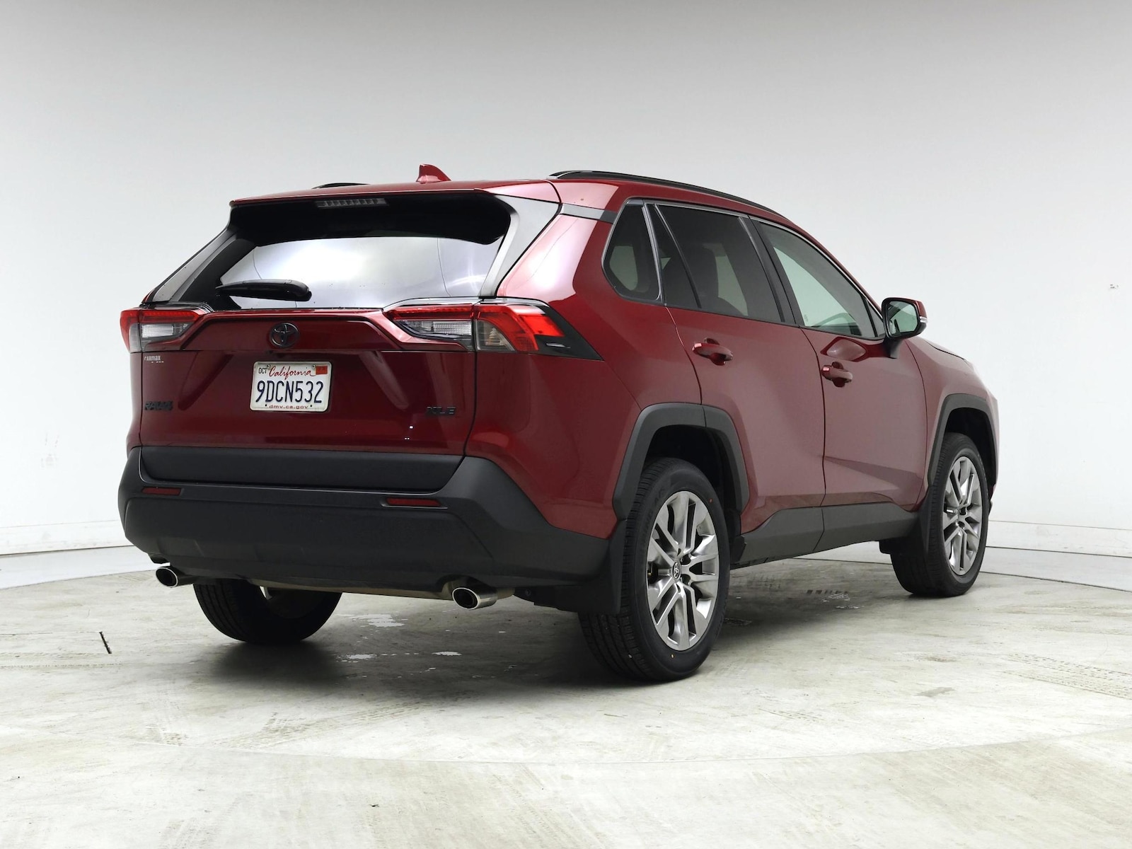 2022 Toyota RAV4 XLE Premium - Photo 9