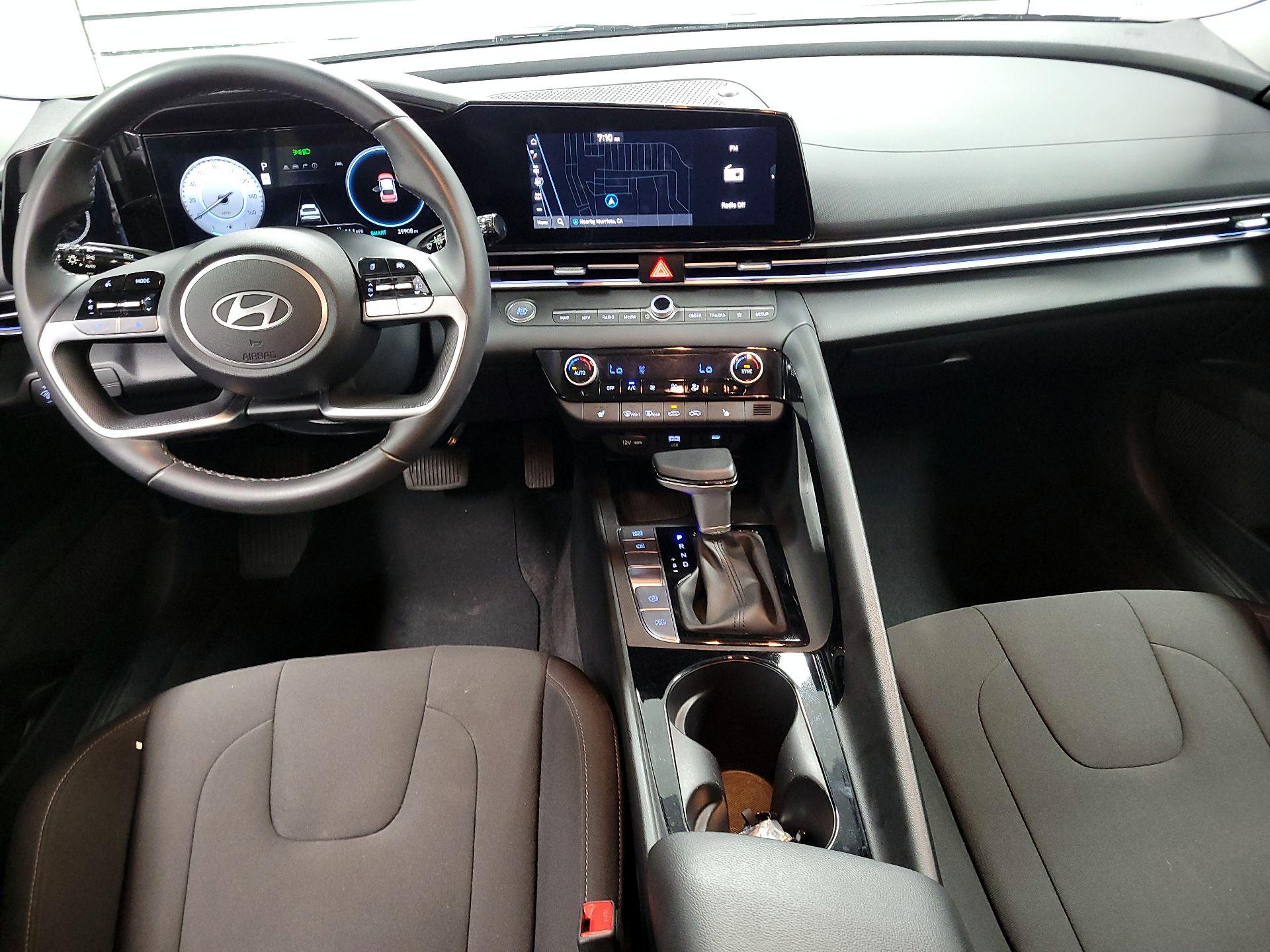 Thumbnail: 2024 Hyundai Elantra - 9