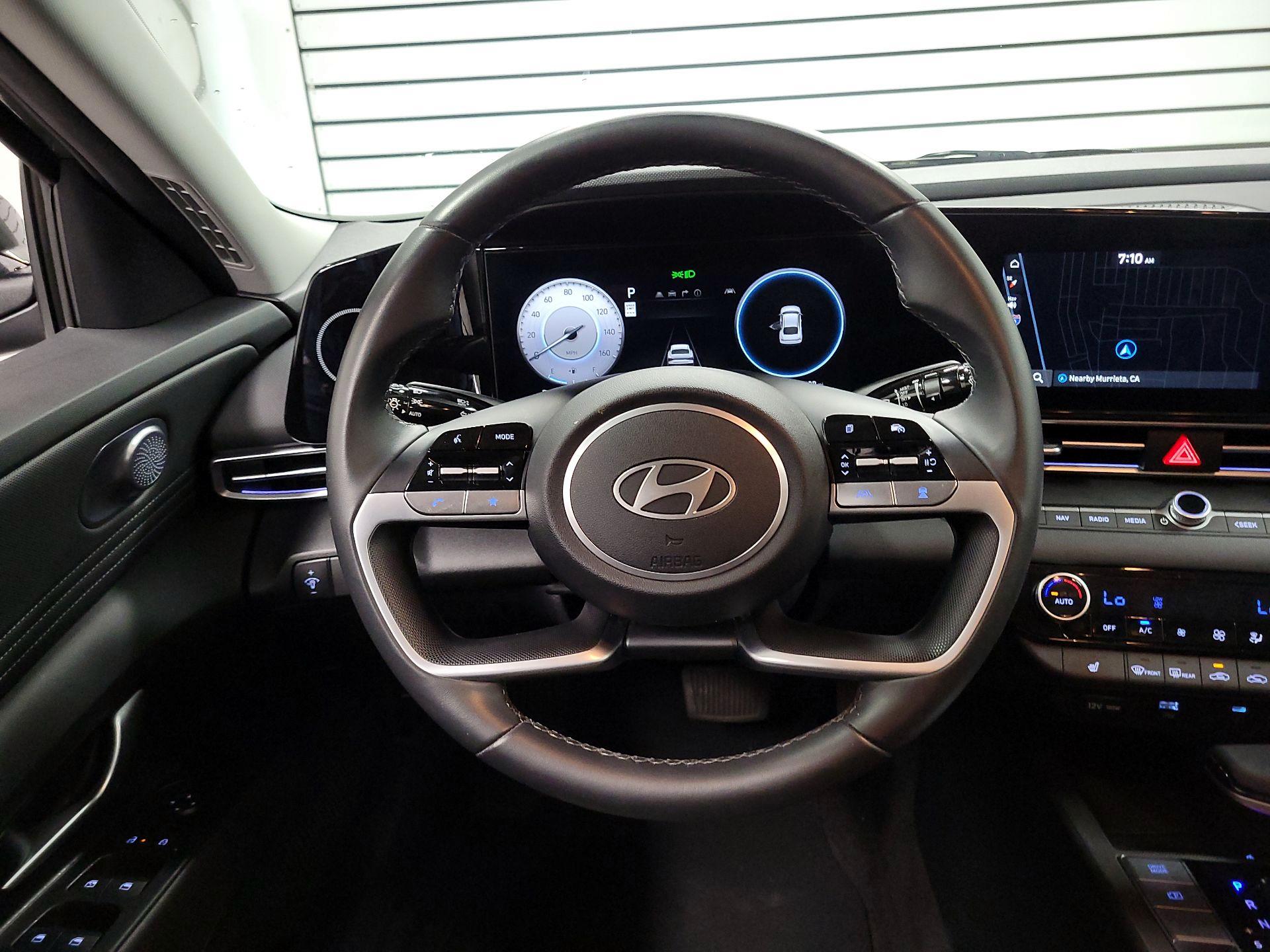 Thumbnail: 2024 Hyundai Elantra - 10