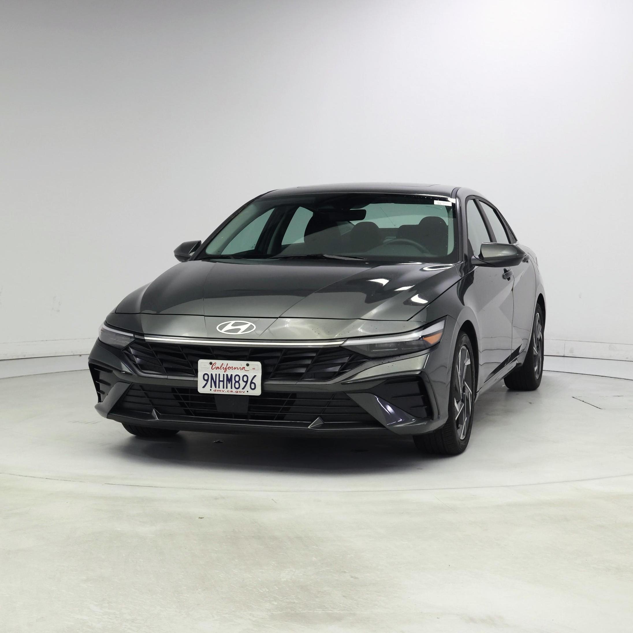 Thumbnail: 2024 Hyundai Elantra - 4