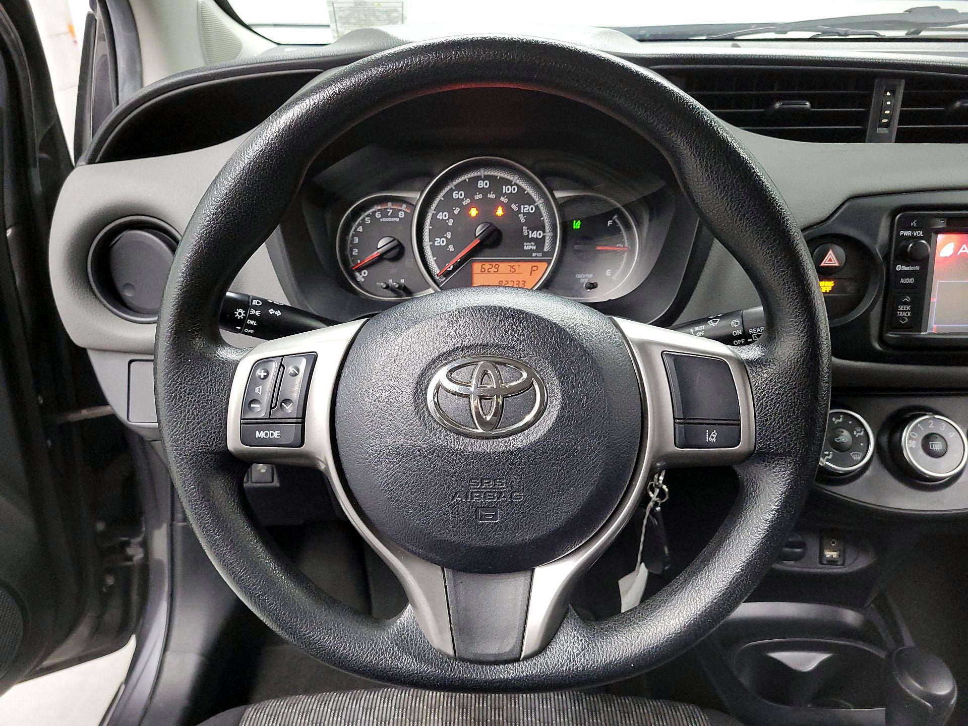 Thumbnail: 2017 Toyota Yaris - 10