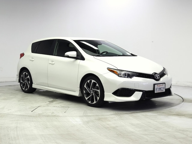 White 2017 Toyota Corolla Sedan Automatic