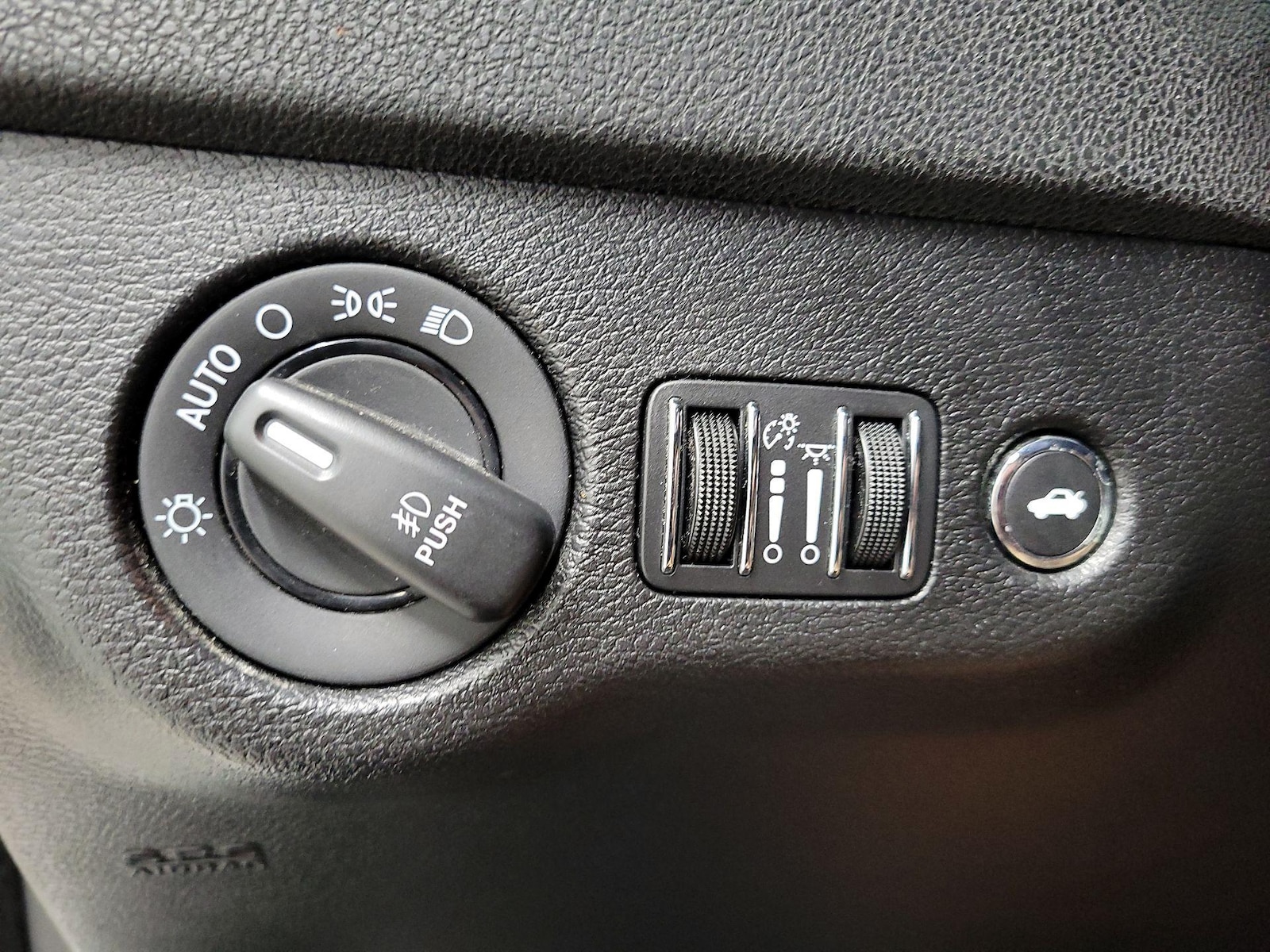 2021 Dodge Charger Scat Pack - Photo 14