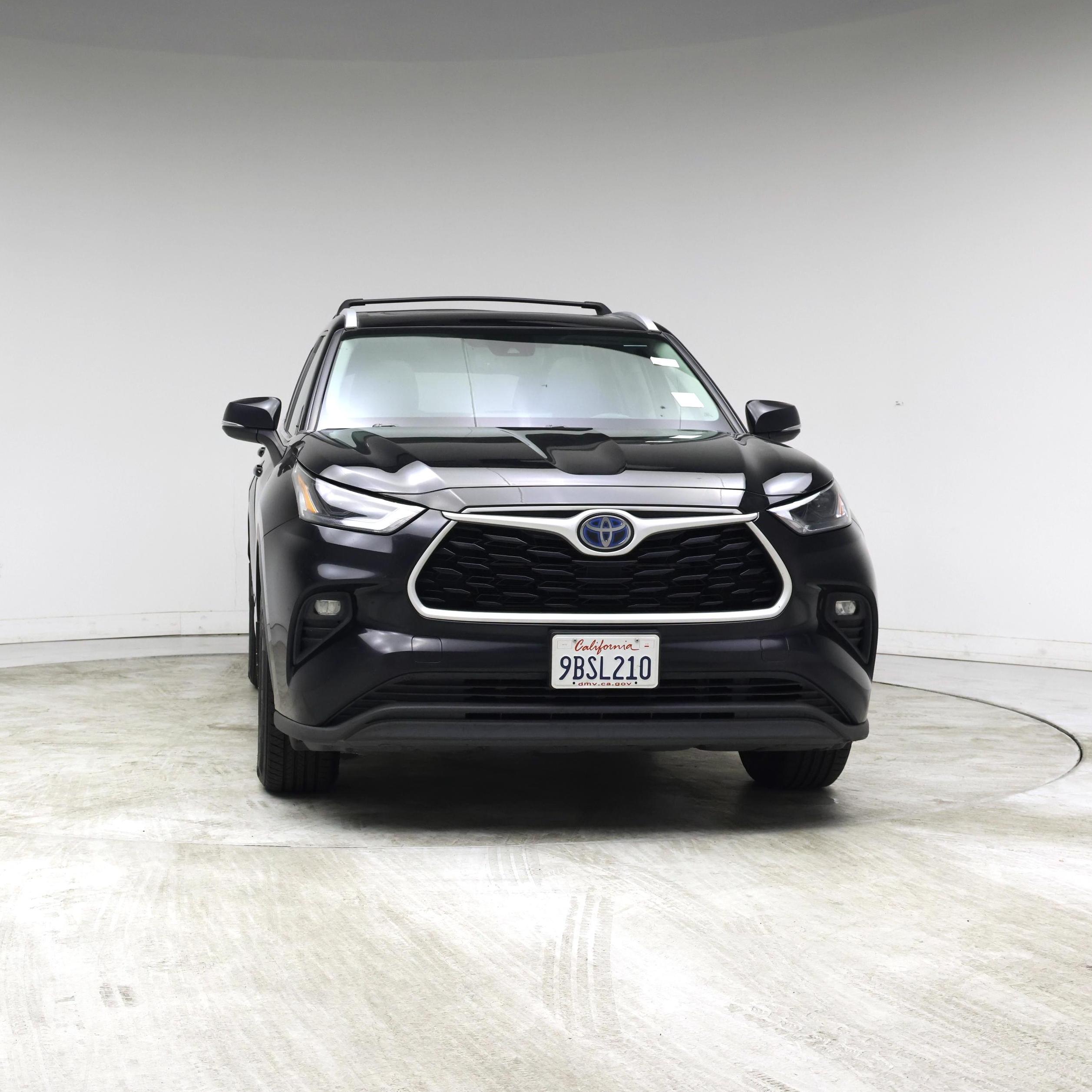 Thumbnail: 2022 Toyota Highlander - 5
