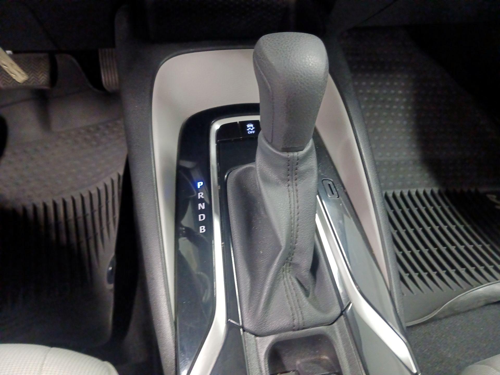 Thumbnail: 2021 Toyota Corolla - 15