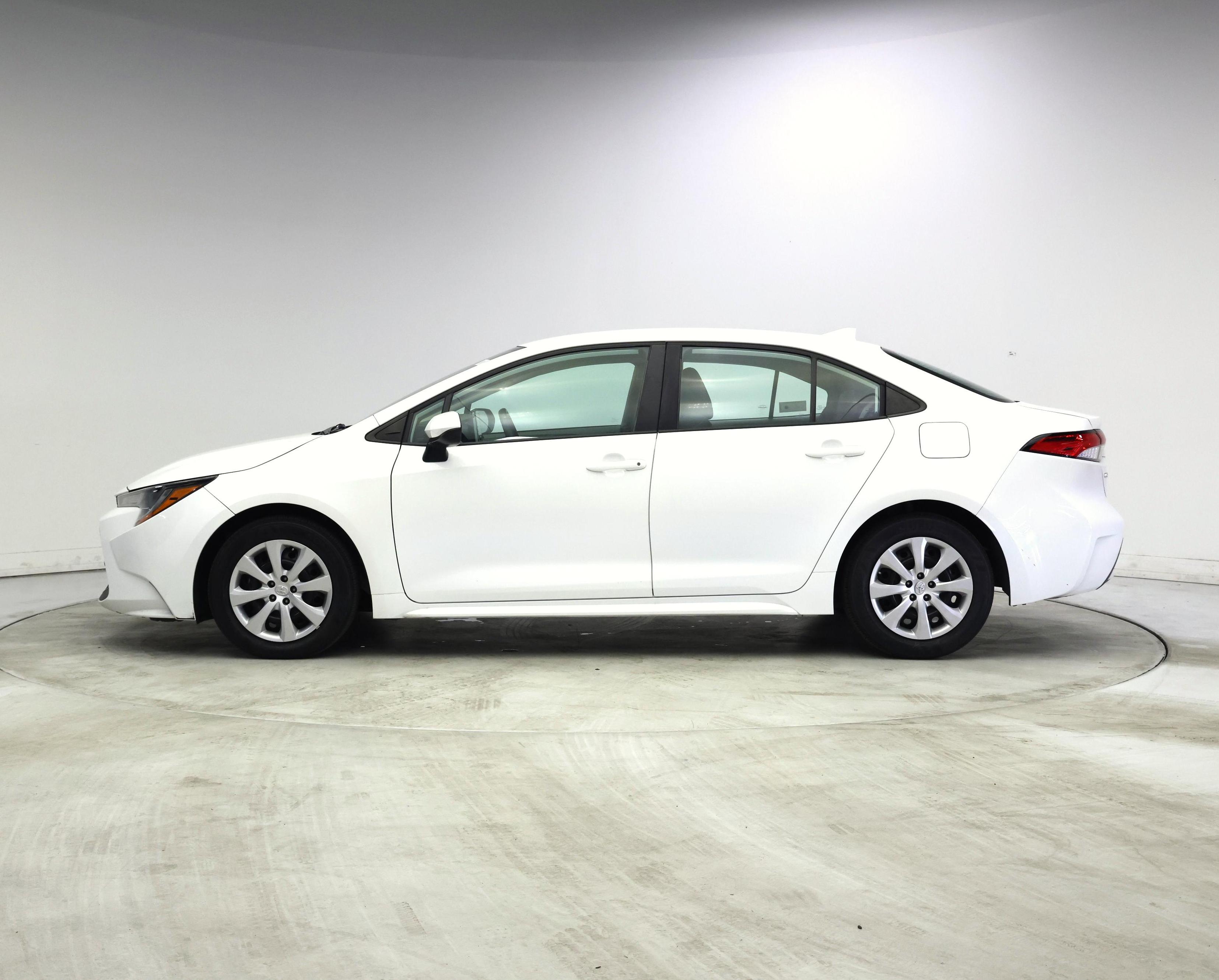 Thumbnail: 2021 Toyota Corolla - 3