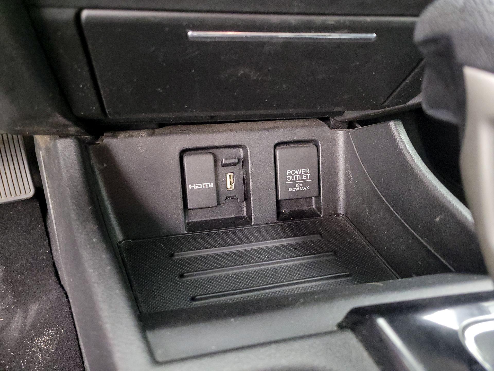 Thumbnail: 2015 Honda Civic - 18