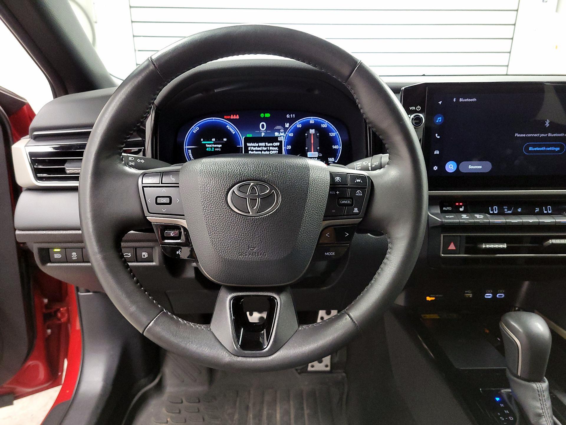 Thumbnail: 2025 Toyota Camry - 10