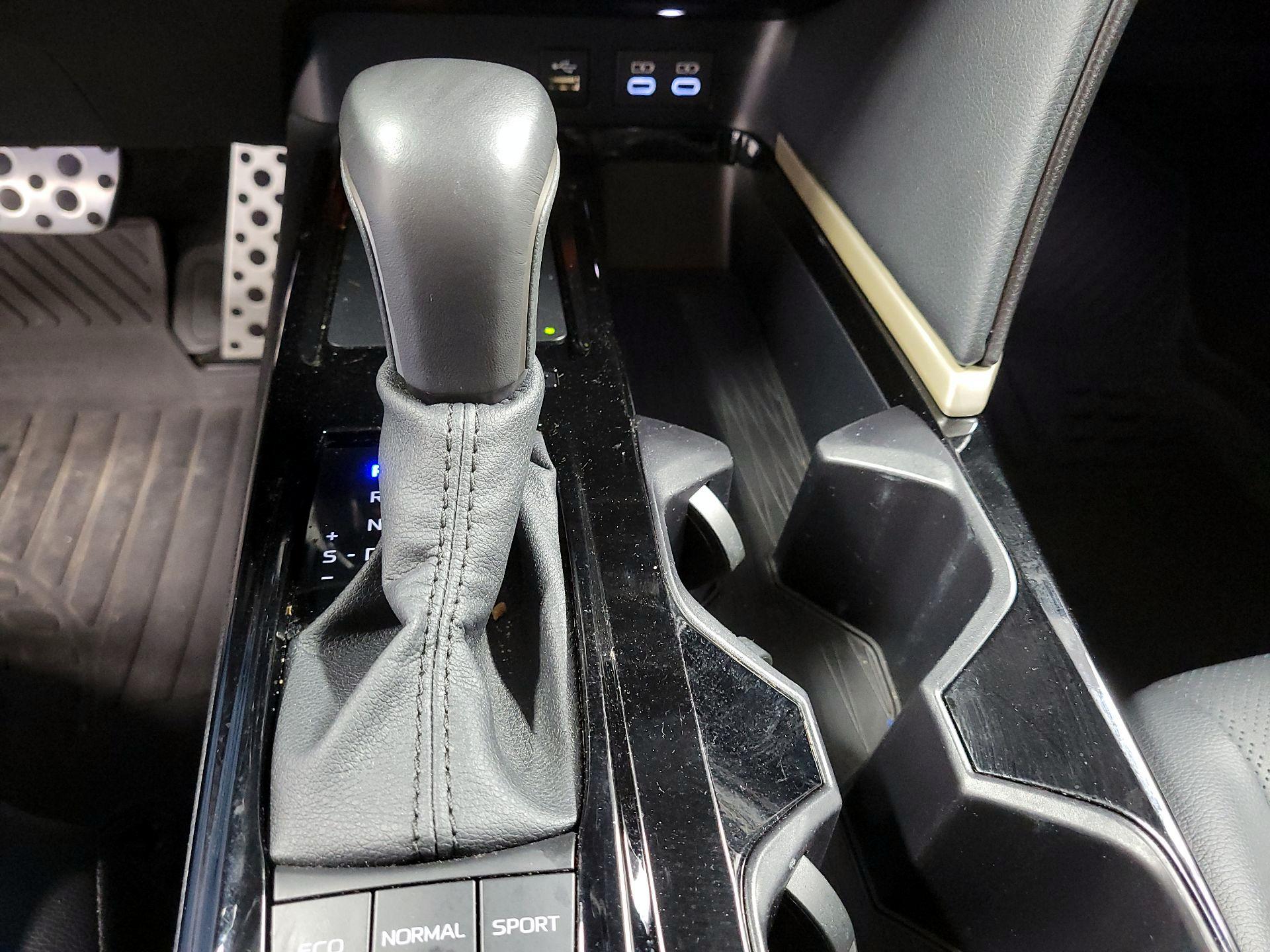 Thumbnail: 2025 Toyota Camry - 15