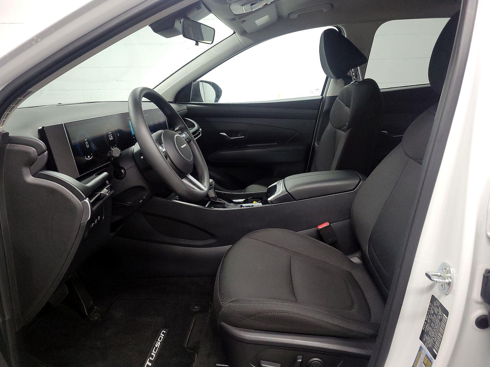 2025 Hyundai Tucson SEL - Photo 12