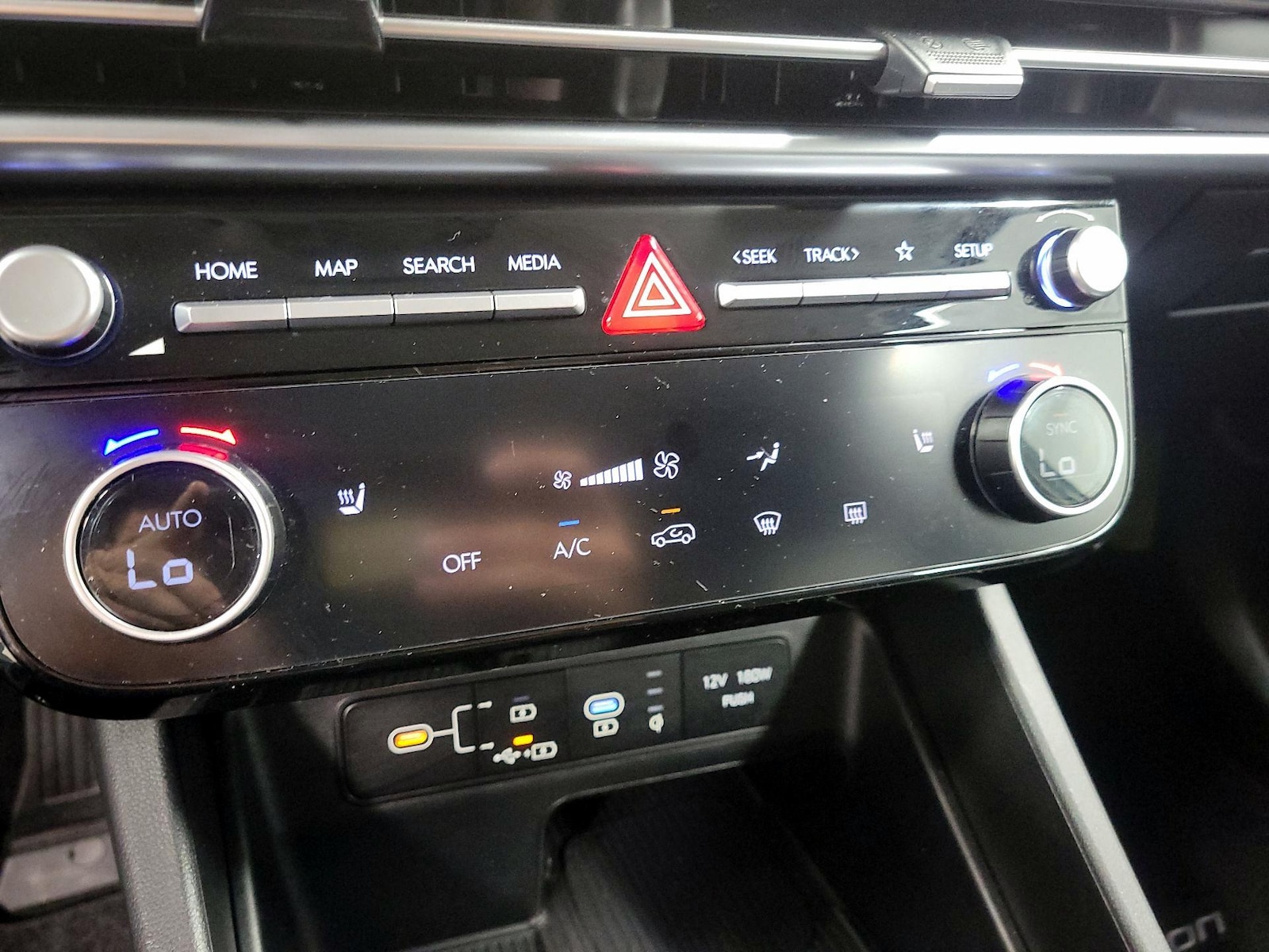 2025 Hyundai Tucson SEL - Photo 16
