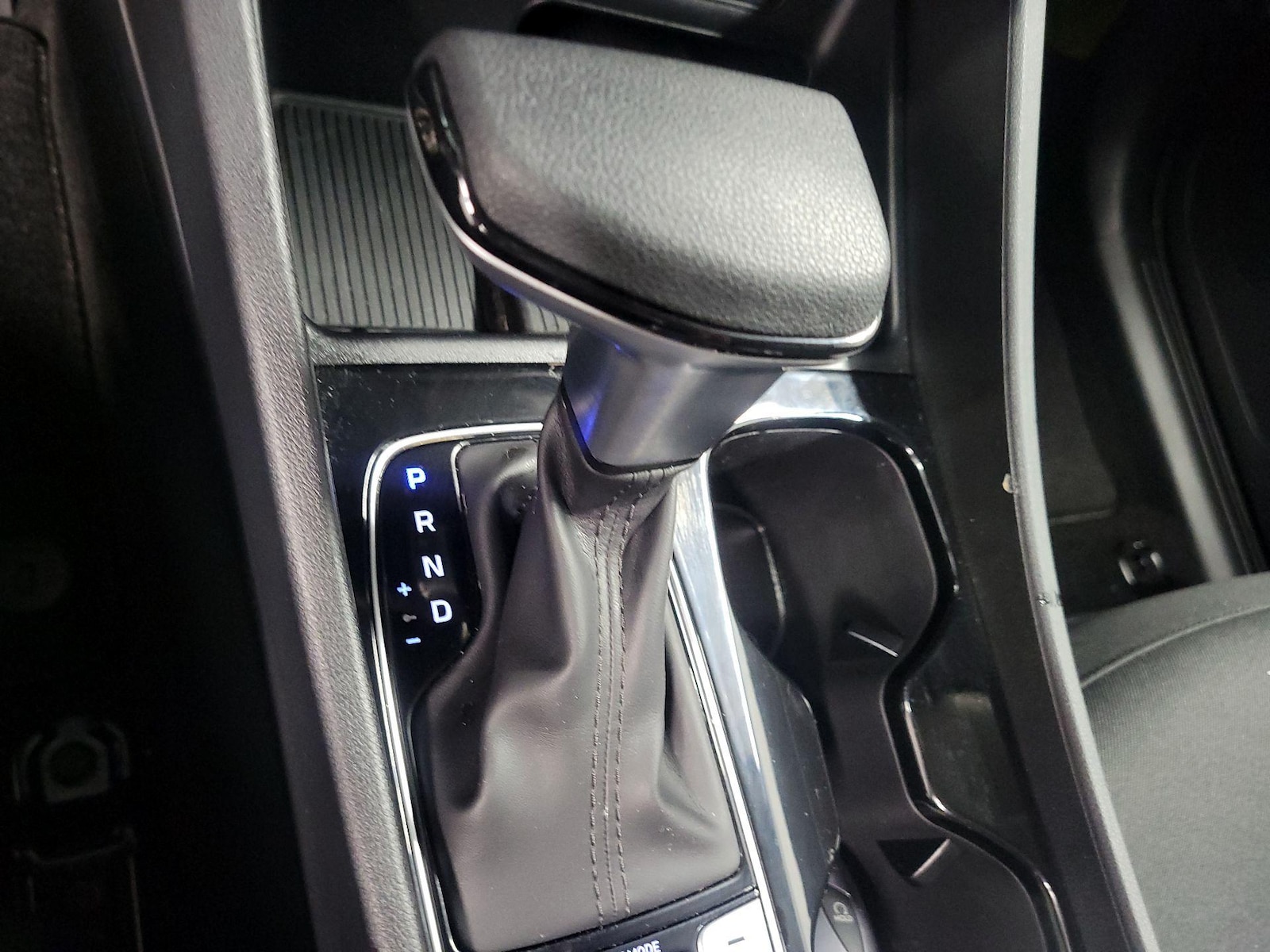 2025 Hyundai Tucson SEL - Photo 17