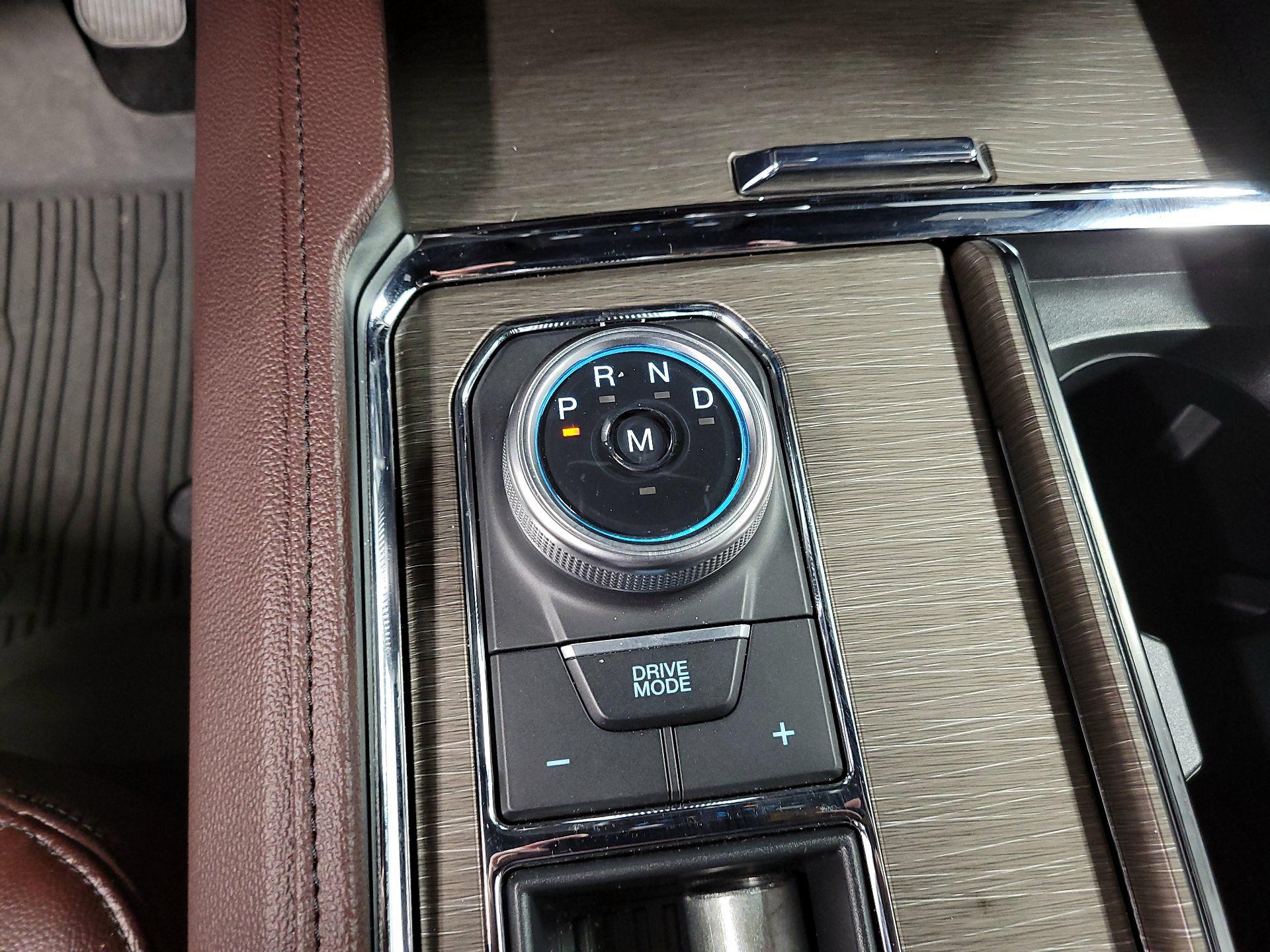 Thumbnail: 2024 Ford Expedition - 18