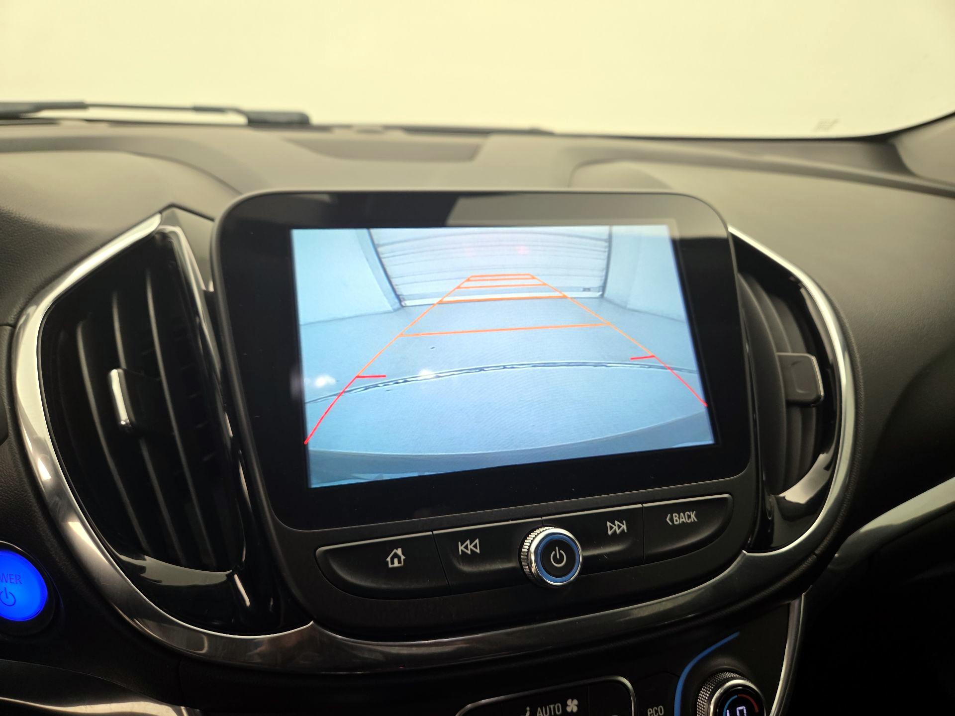Thumbnail: 2016 Chevrolet Volt - 15