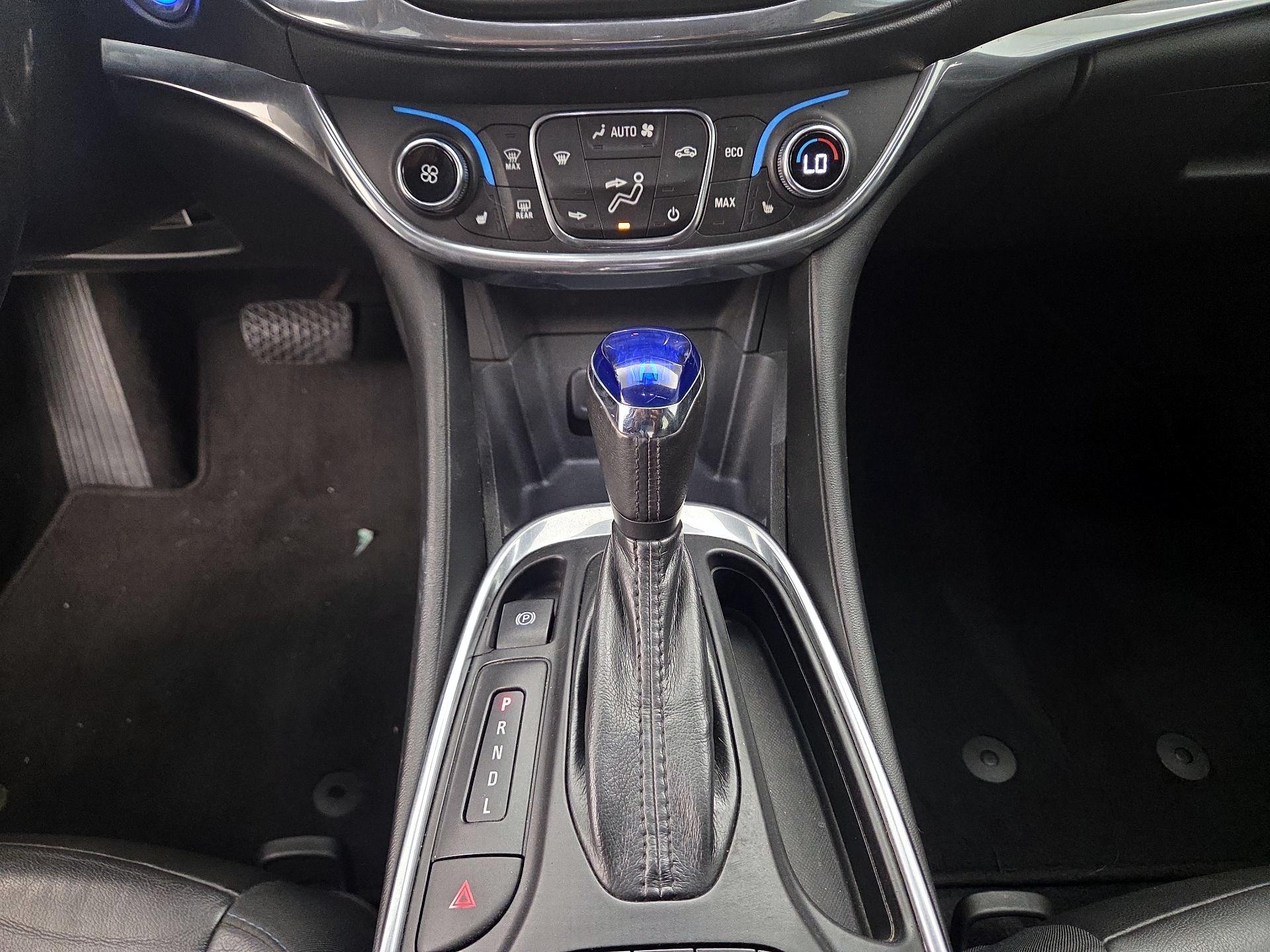 Thumbnail: 2016 Chevrolet Volt - 18