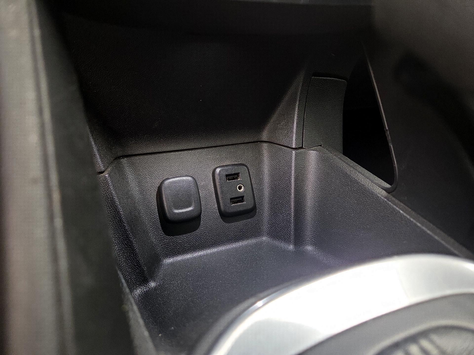 Thumbnail: 2016 Chevrolet Volt - 19
