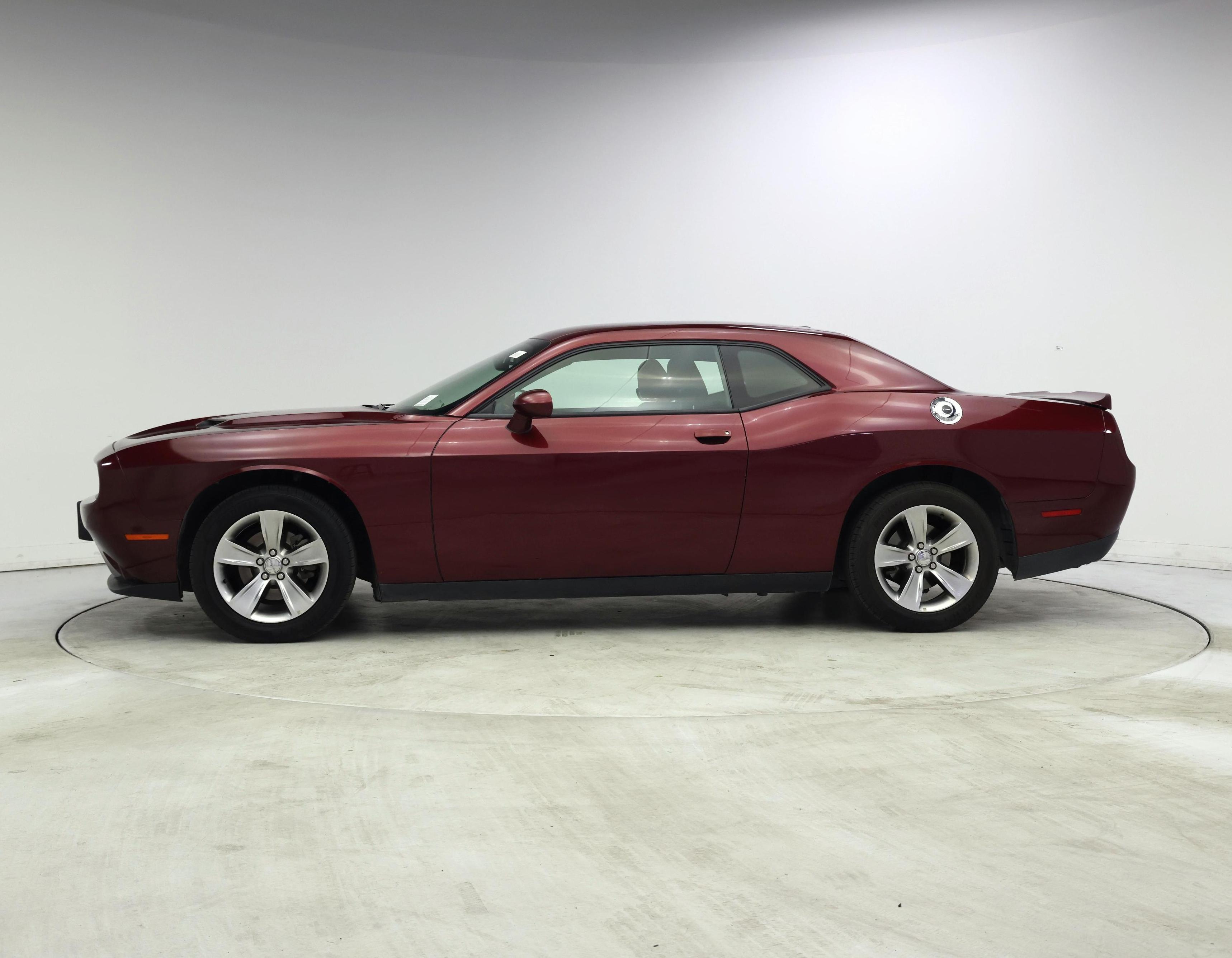 Thumbnail: 2021 Dodge Challenger - 3