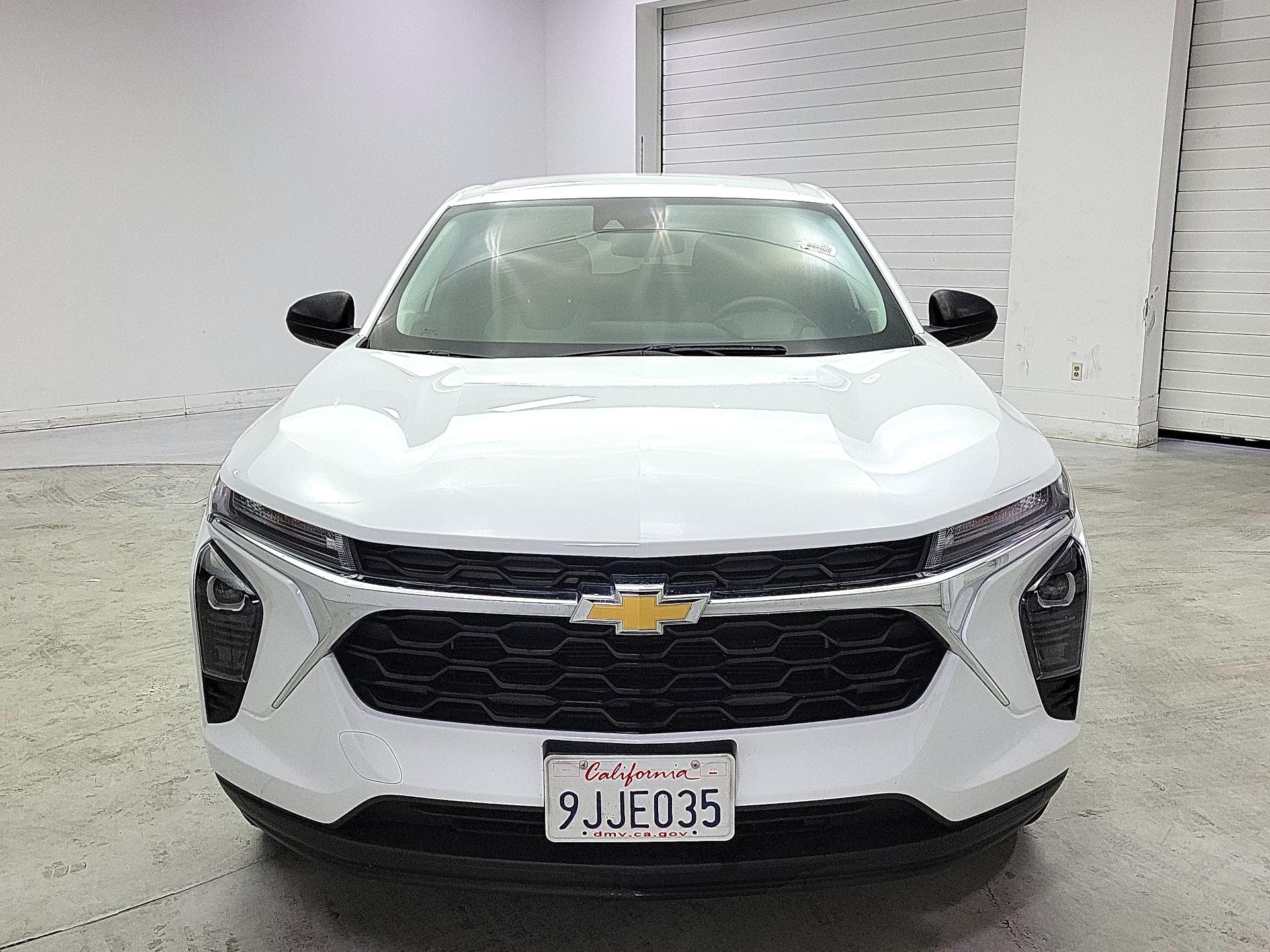 Thumbnail: 2024 Chevrolet Trax - 2