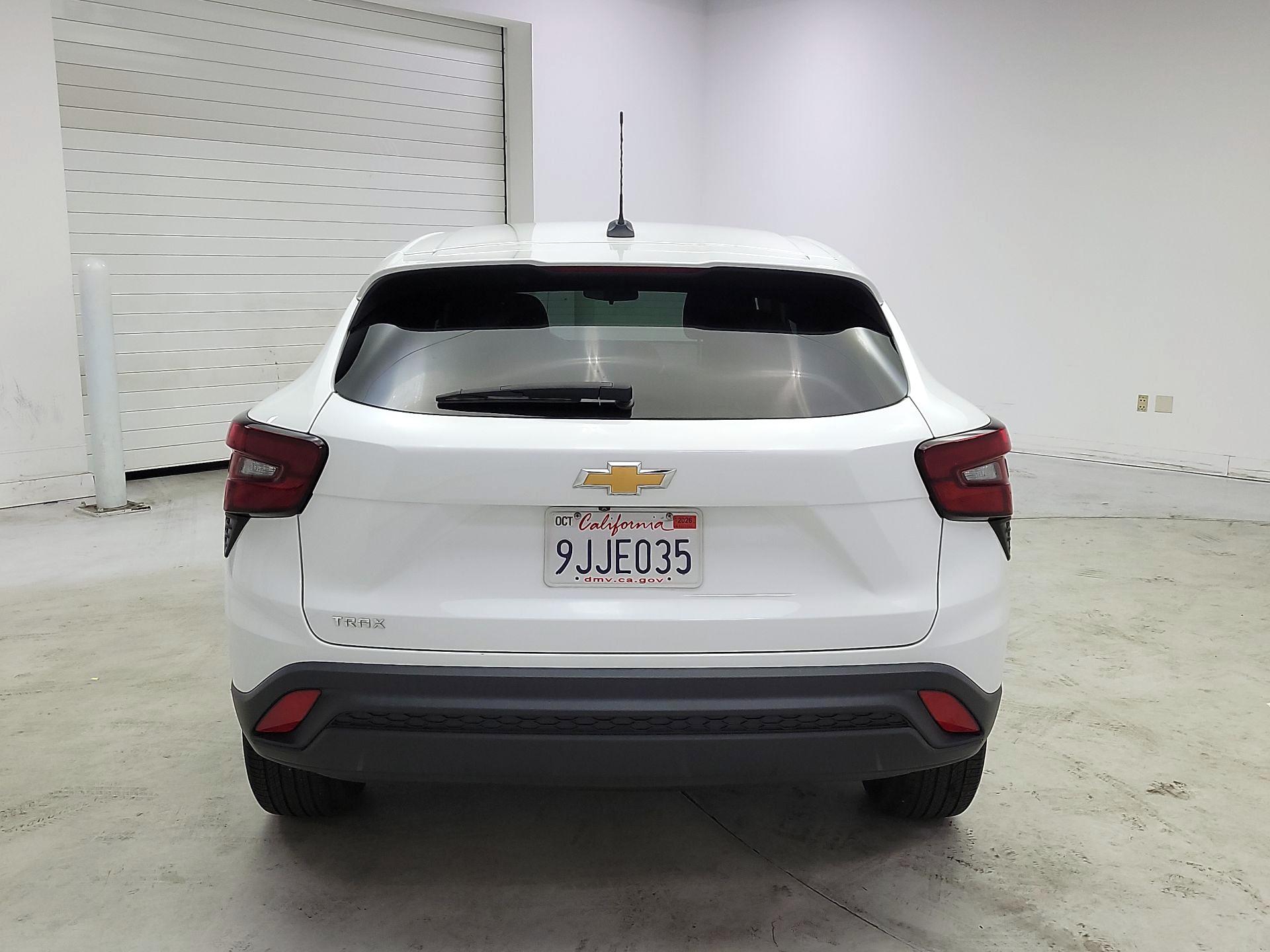 Thumbnail: 2024 Chevrolet Trax - 6