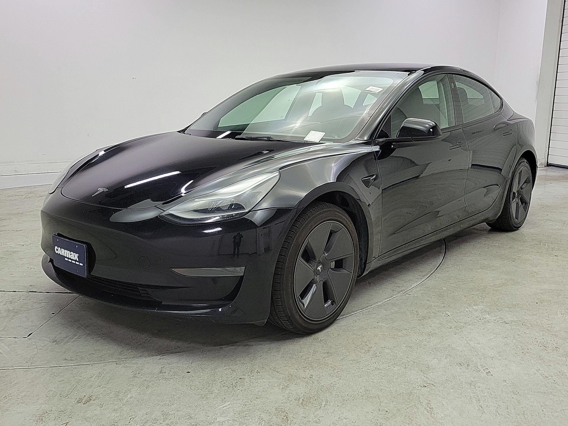 Thumbnail: 2023 Tesla Model 3 - 3