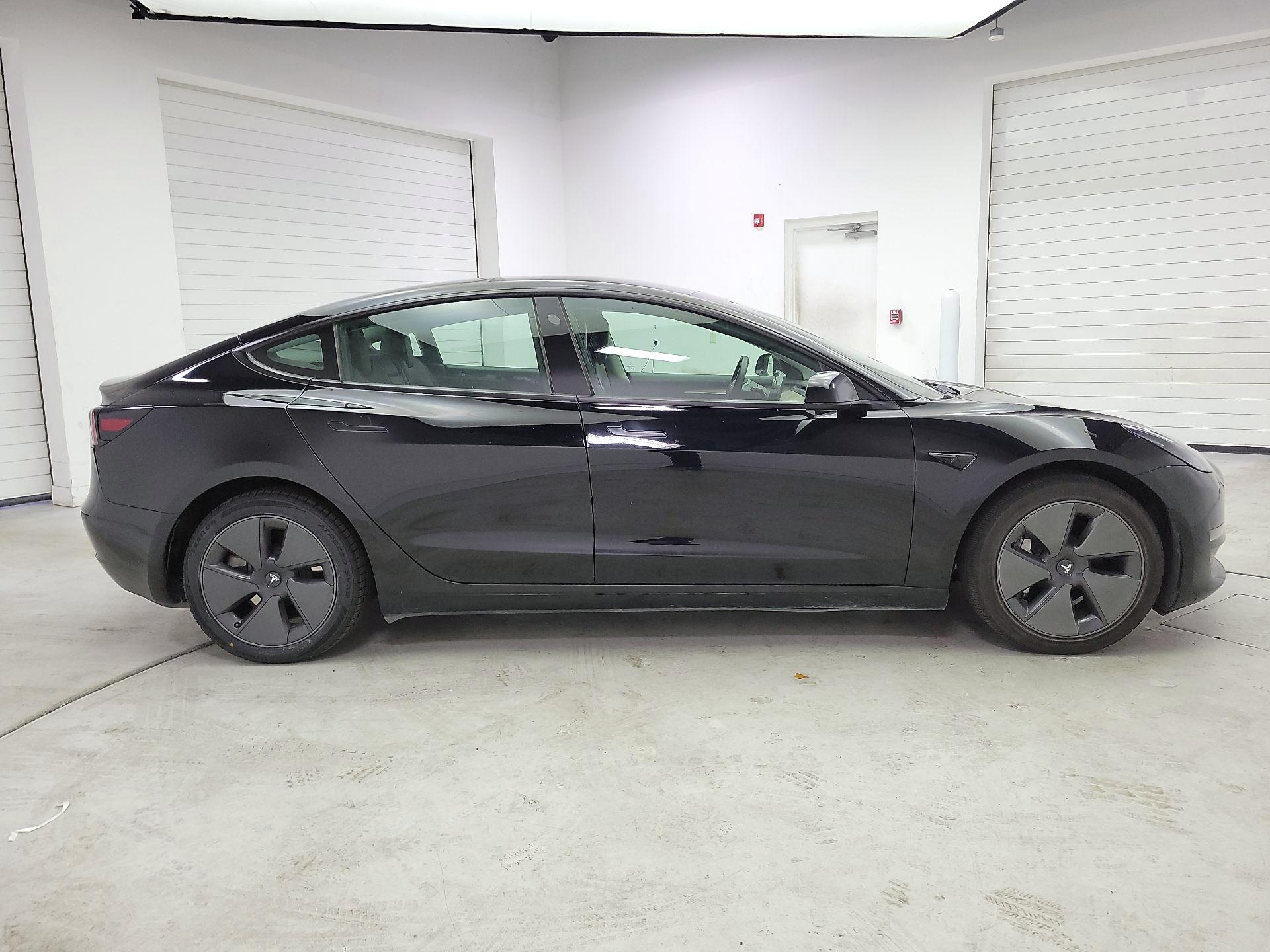 Thumbnail: 2023 Tesla Model 3 - 4