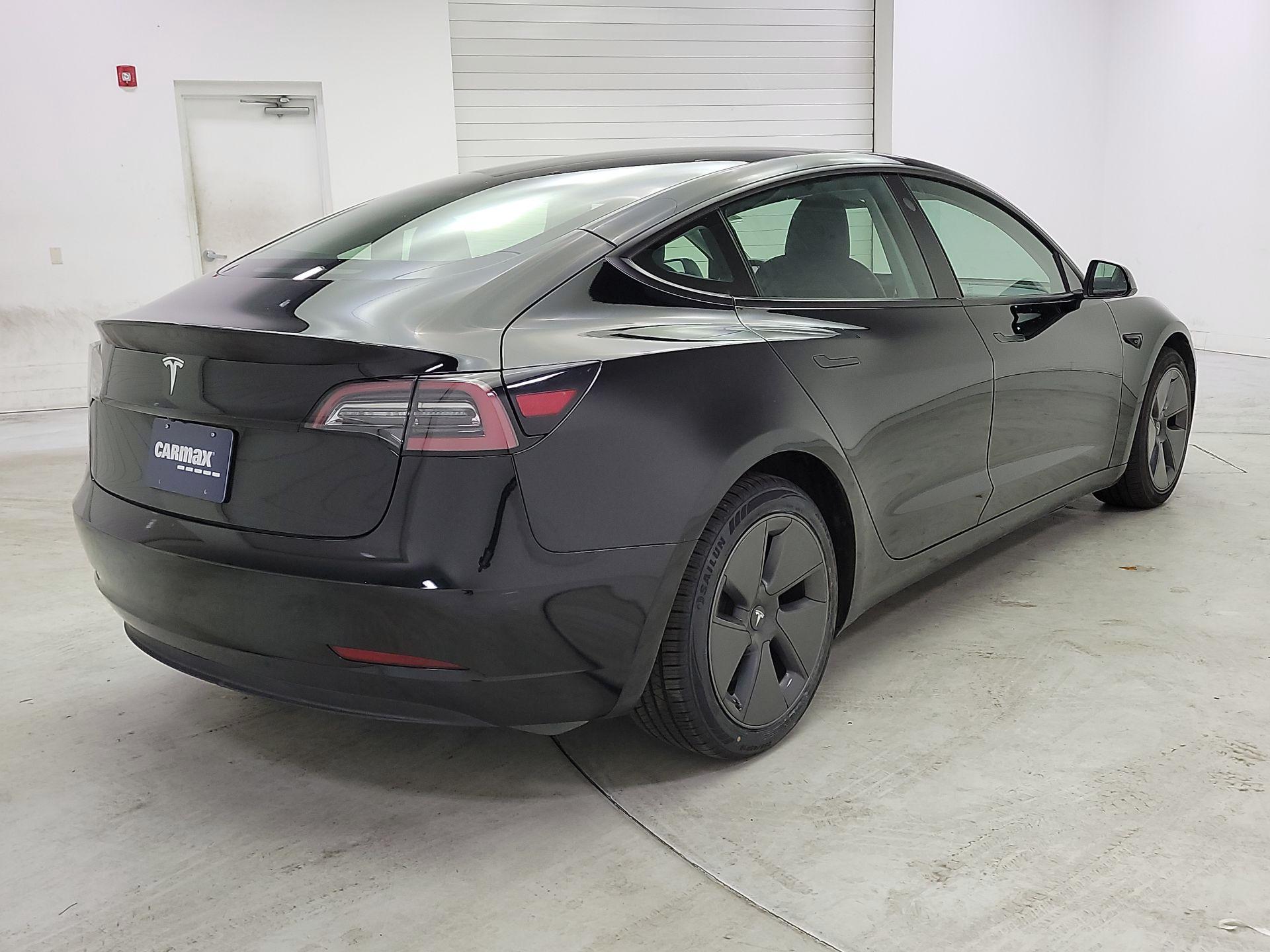 Thumbnail: 2023 Tesla Model 3 - 5