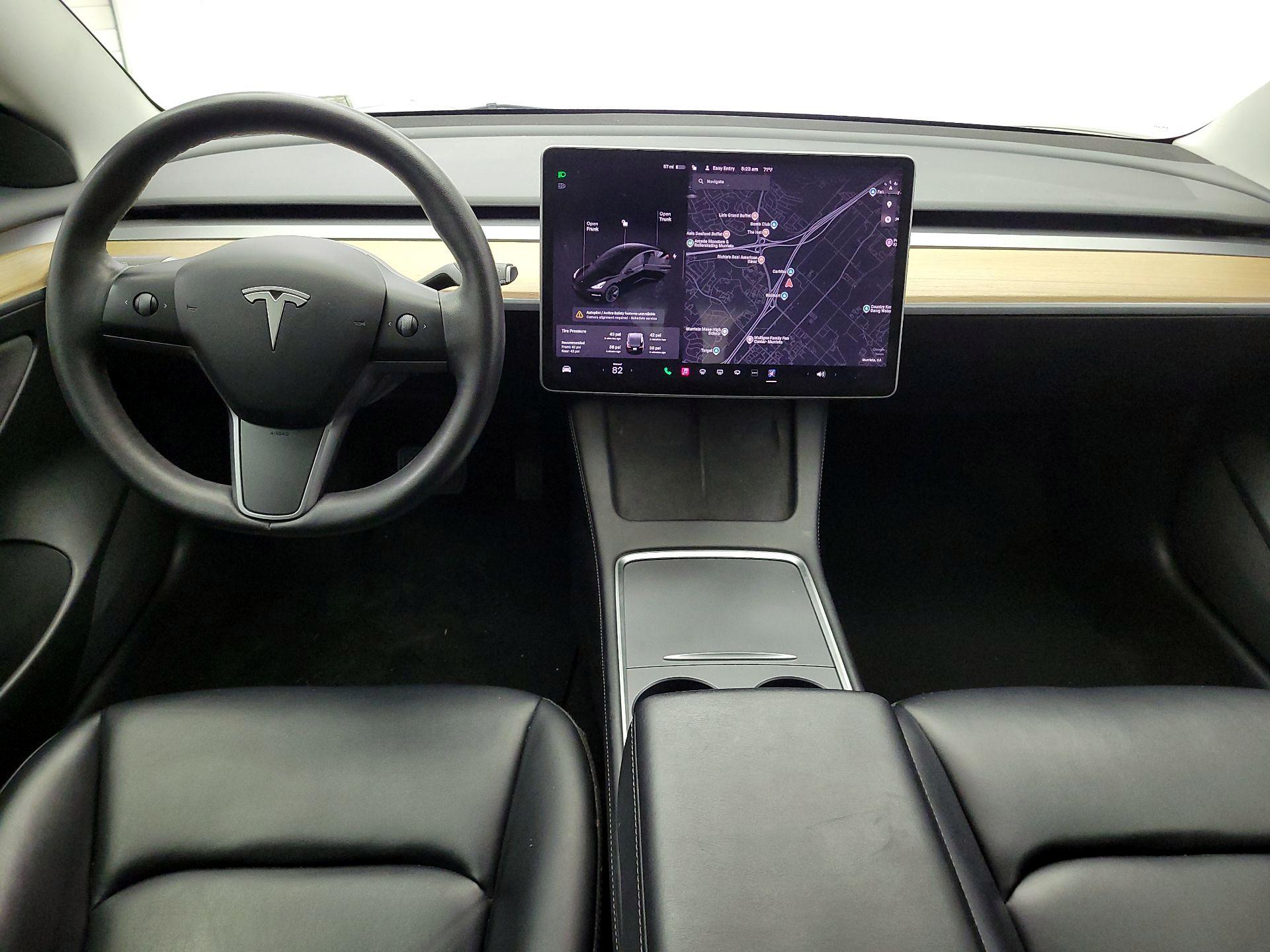 Thumbnail: 2023 Tesla Model 3 - 8
