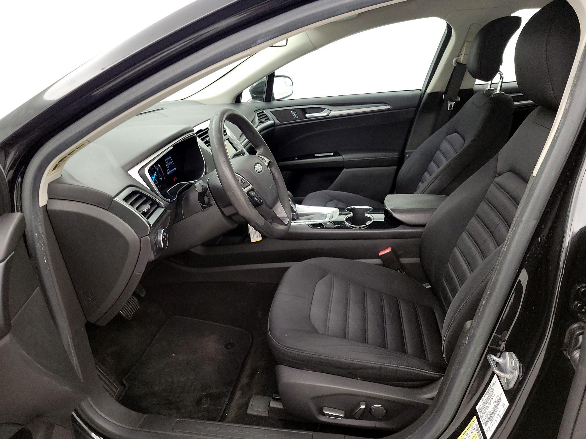 Thumbnail: 2014 Ford Fusion - 9