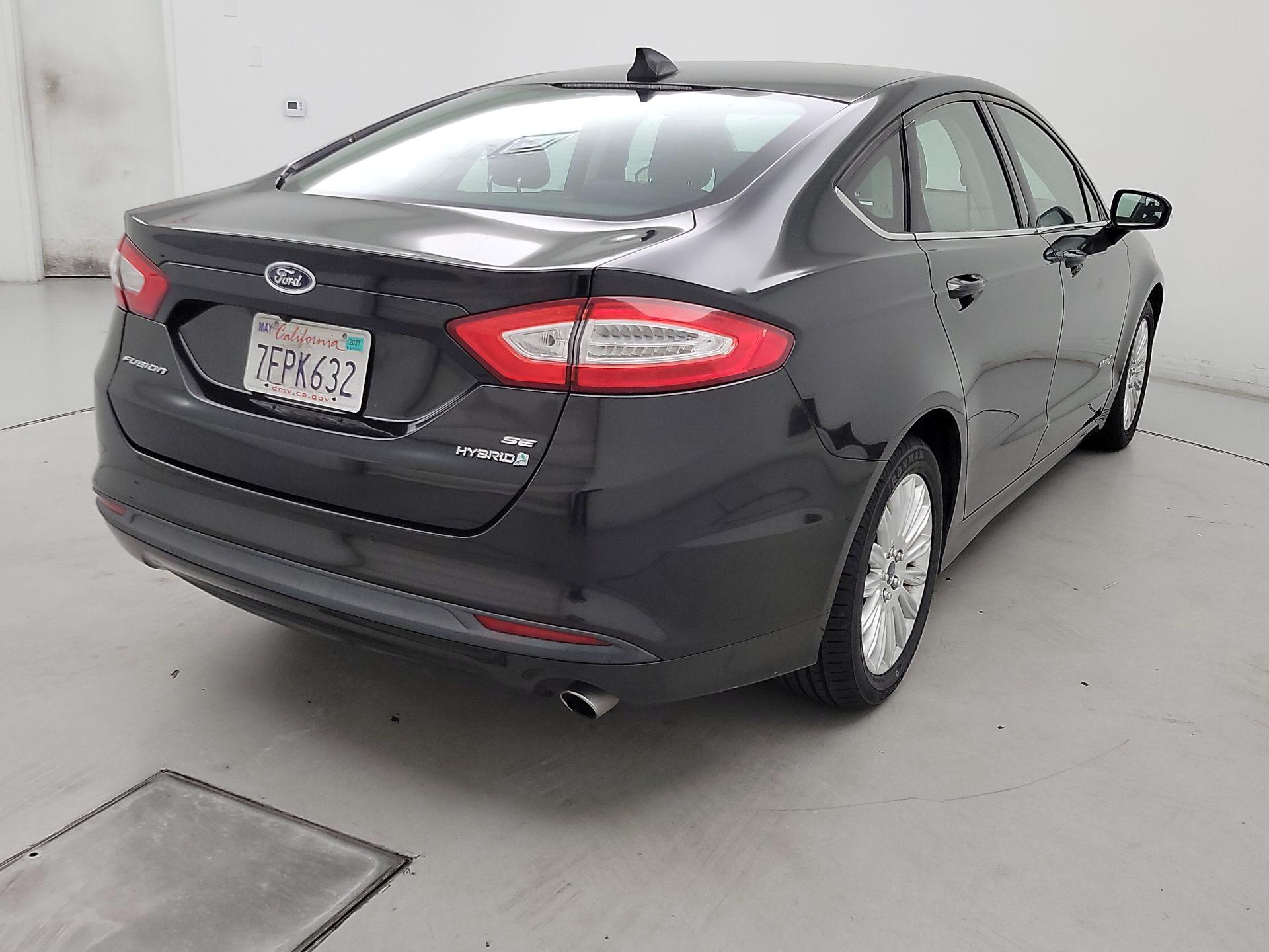 Thumbnail: 2014 Ford Fusion - 5