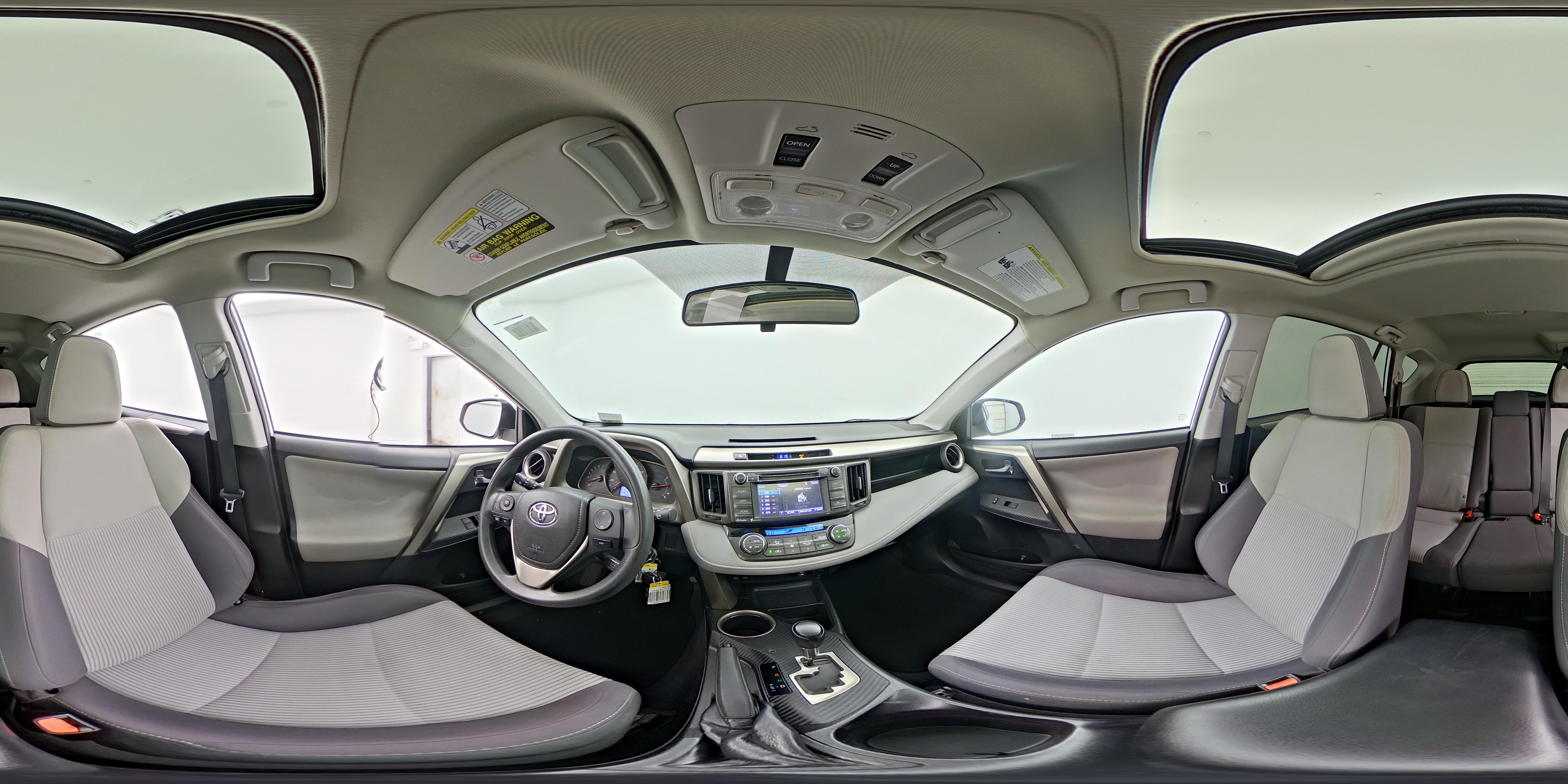 2015 Toyota RAV4 XLE - Photo 25