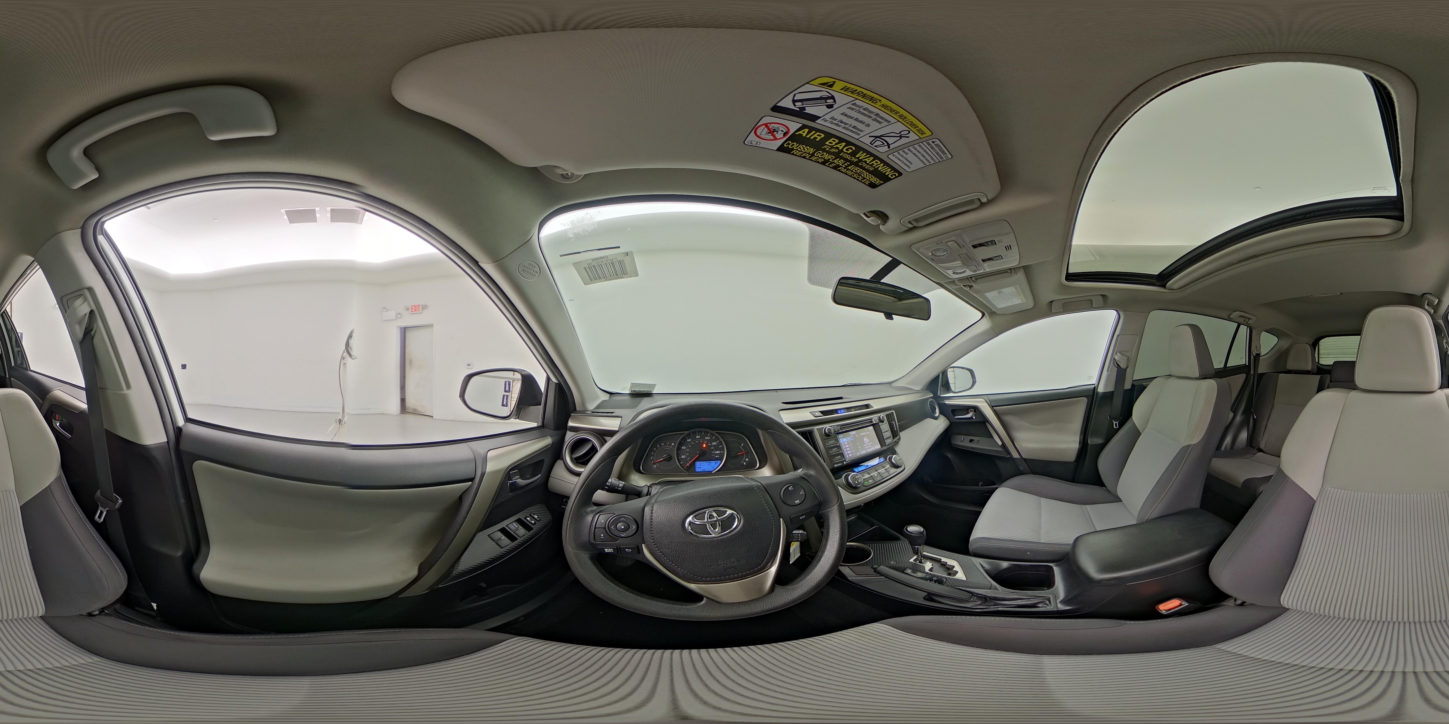 2015 Toyota RAV4 XLE - Photo 27