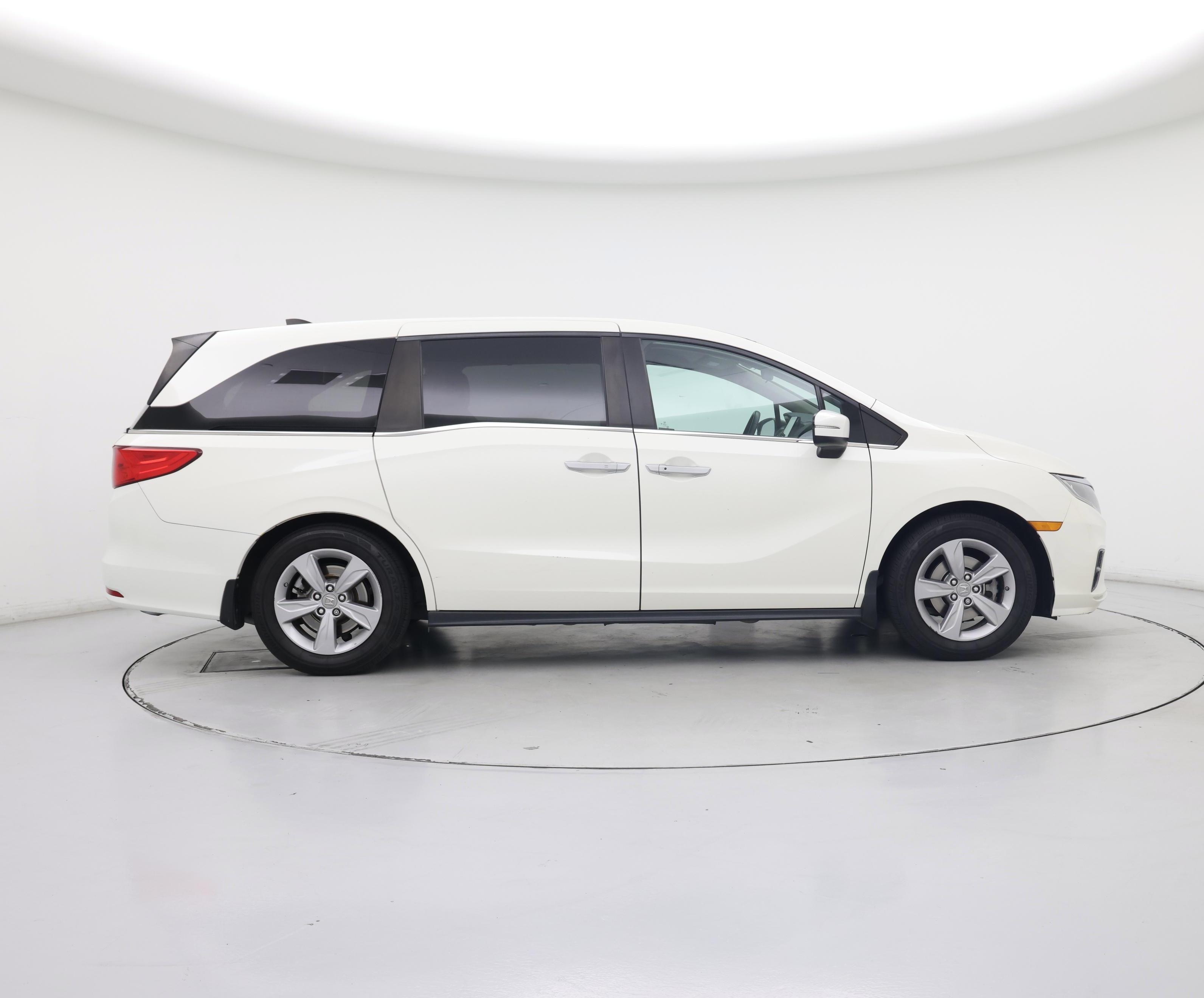 Thumbnail: 2019 Honda Odyssey - 7