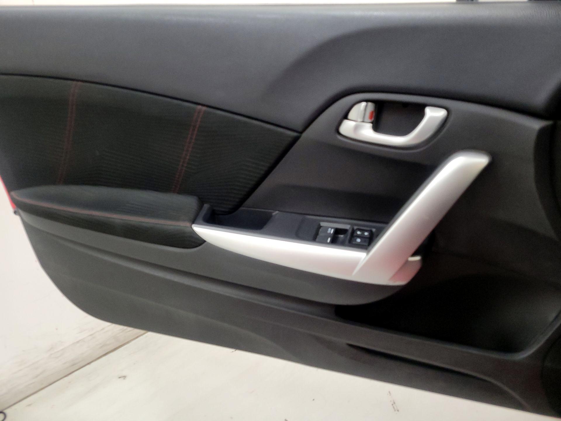 Thumbnail: 2015 Honda Civic - 12