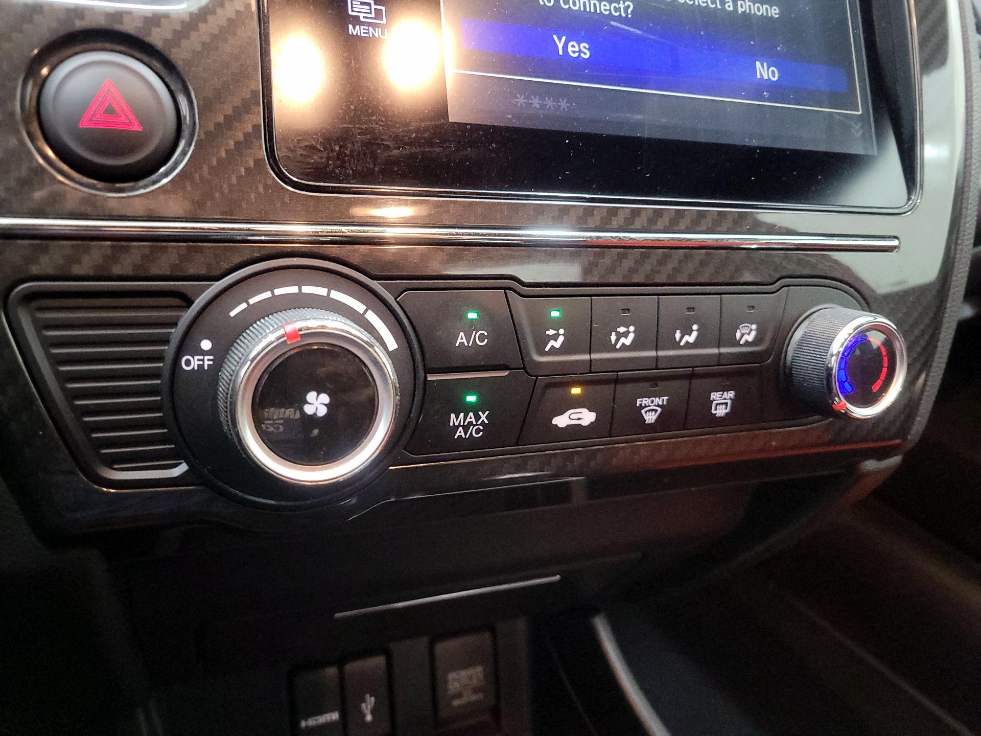 Thumbnail: 2015 Honda Civic - 15