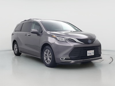 2021 Toyota Sienna Hybrid XLE
