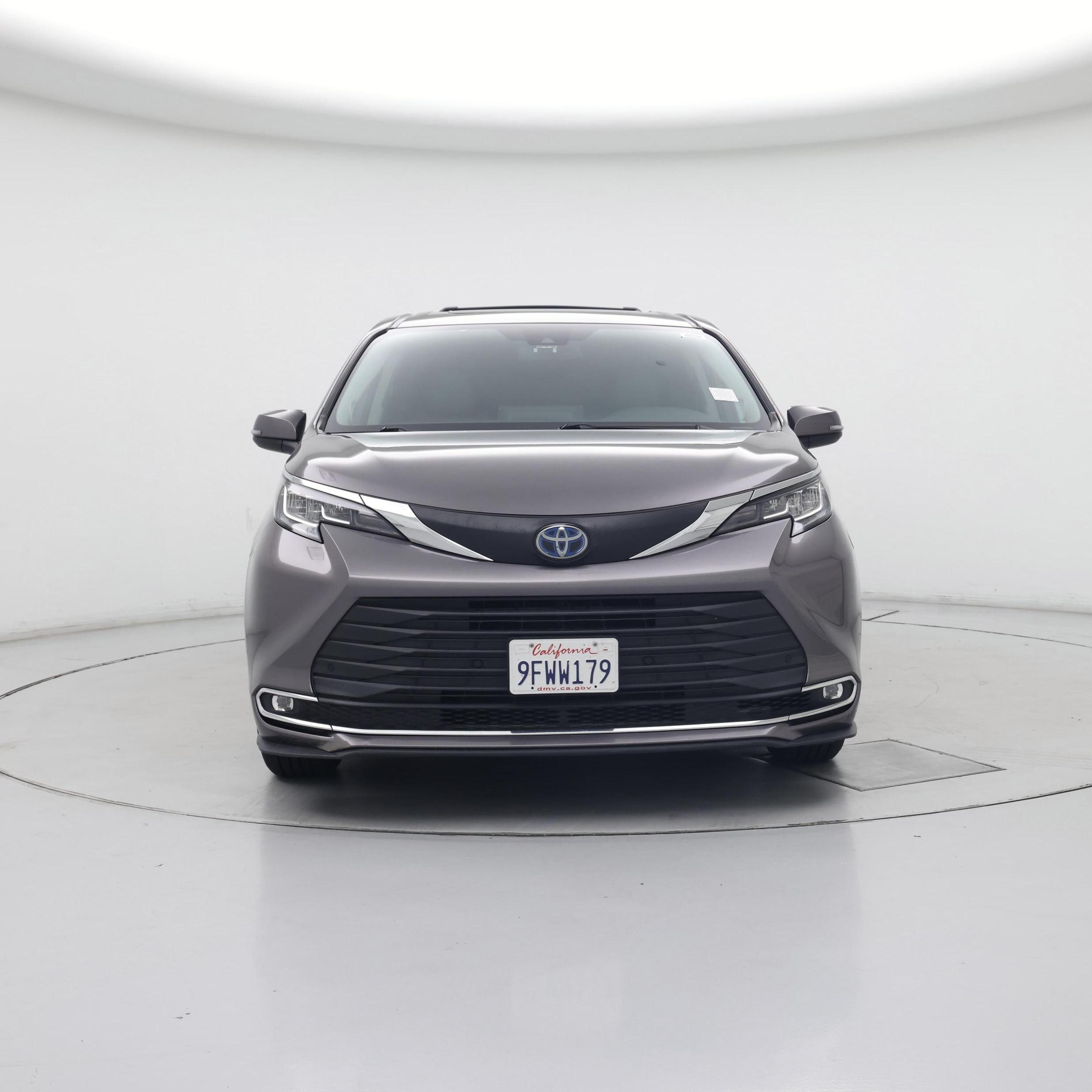 Thumbnail: 2021 Toyota Sienna - 5