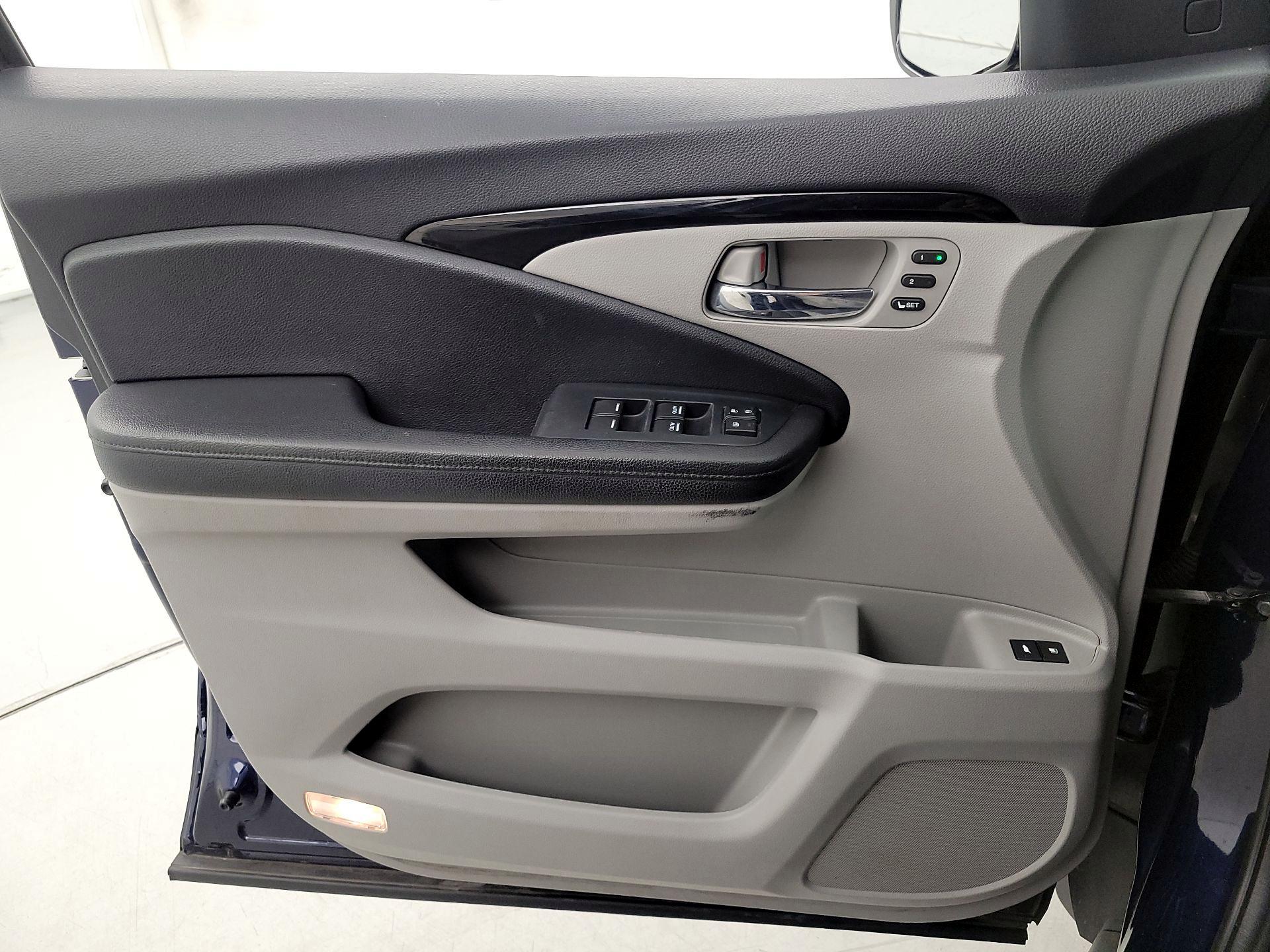 Thumbnail: 2022 Honda Pilot - 12