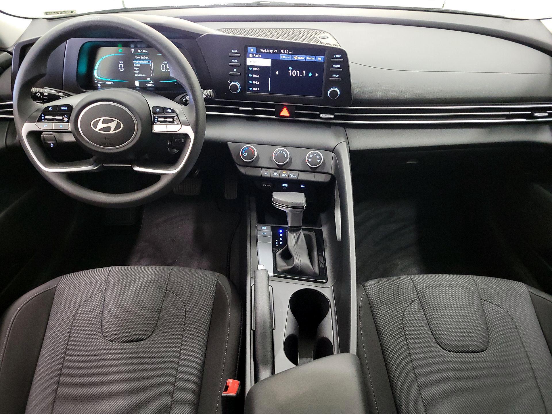 Thumbnail: 2025 Hyundai Elantra - 9