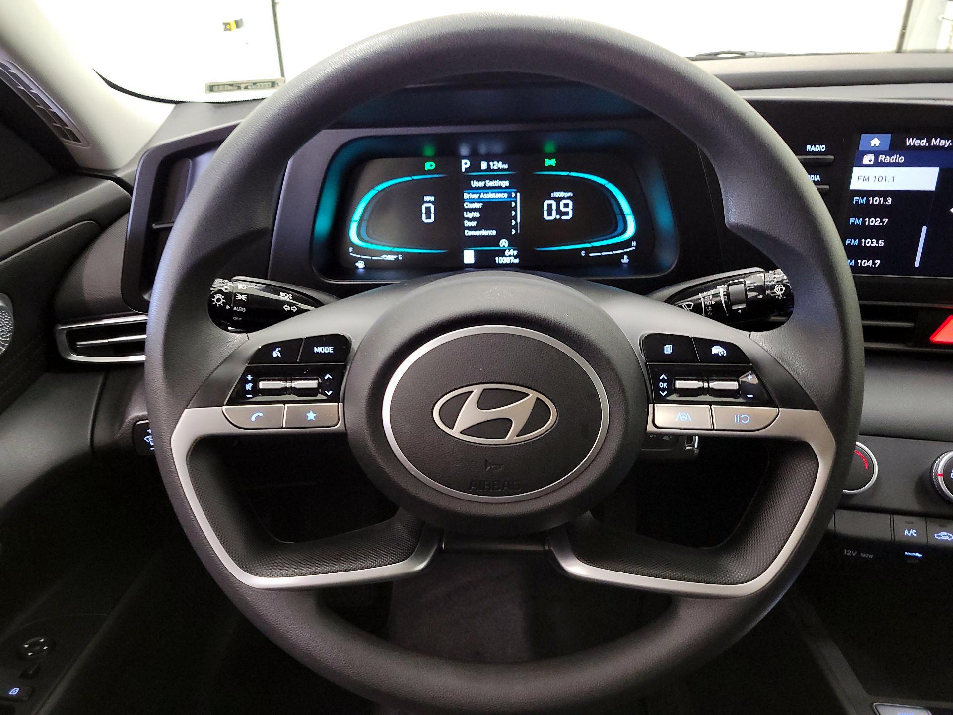 Thumbnail: 2025 Hyundai Elantra - 10