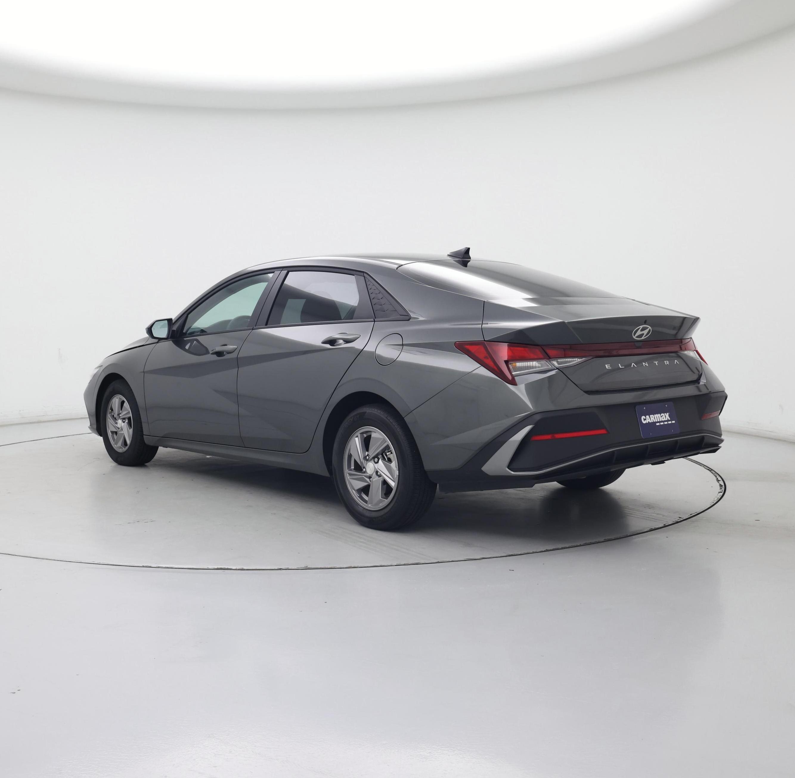 Thumbnail: 2025 Hyundai Elantra - 2