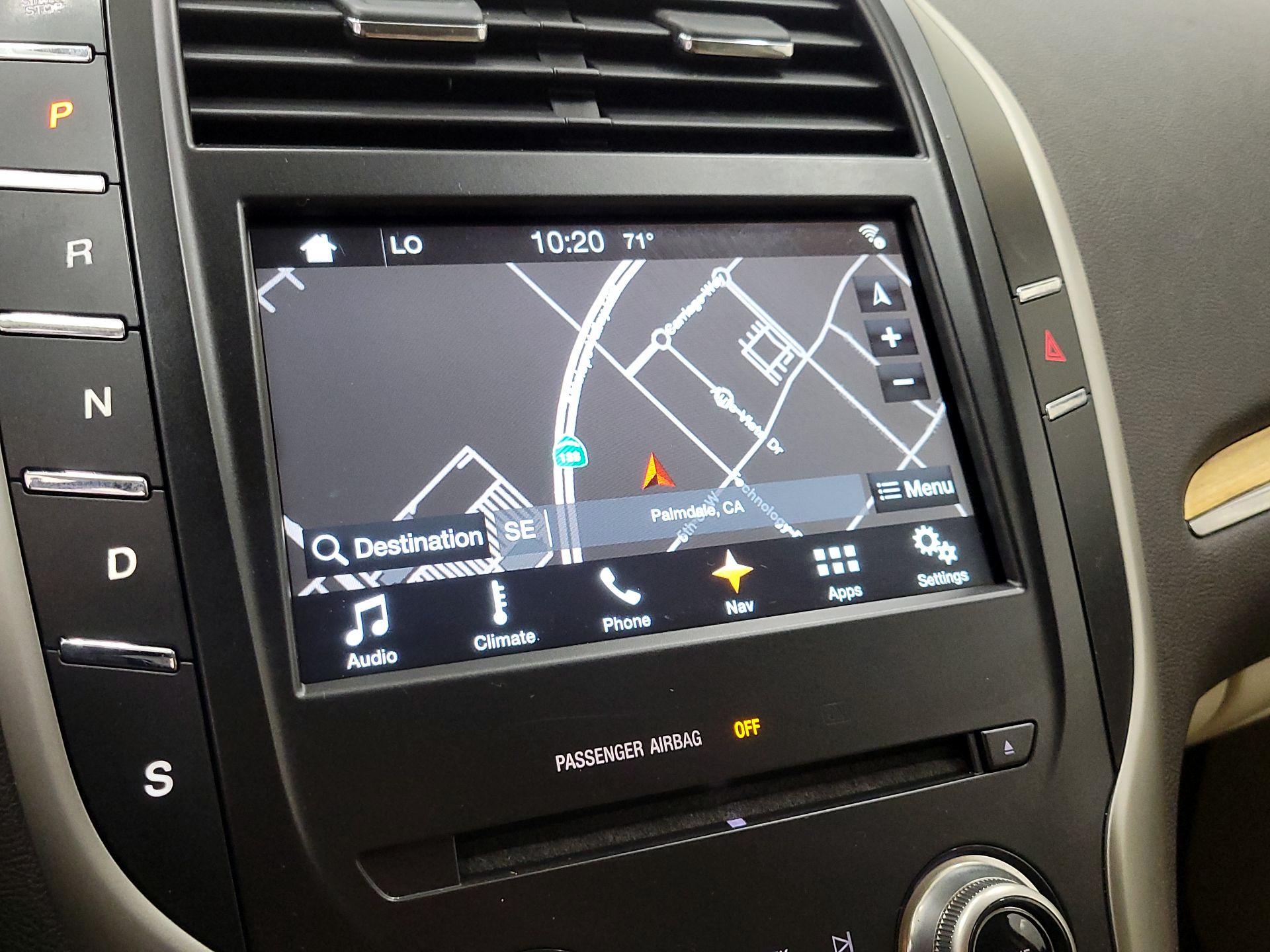 Thumbnail: 2016 Lincoln MKC - 14