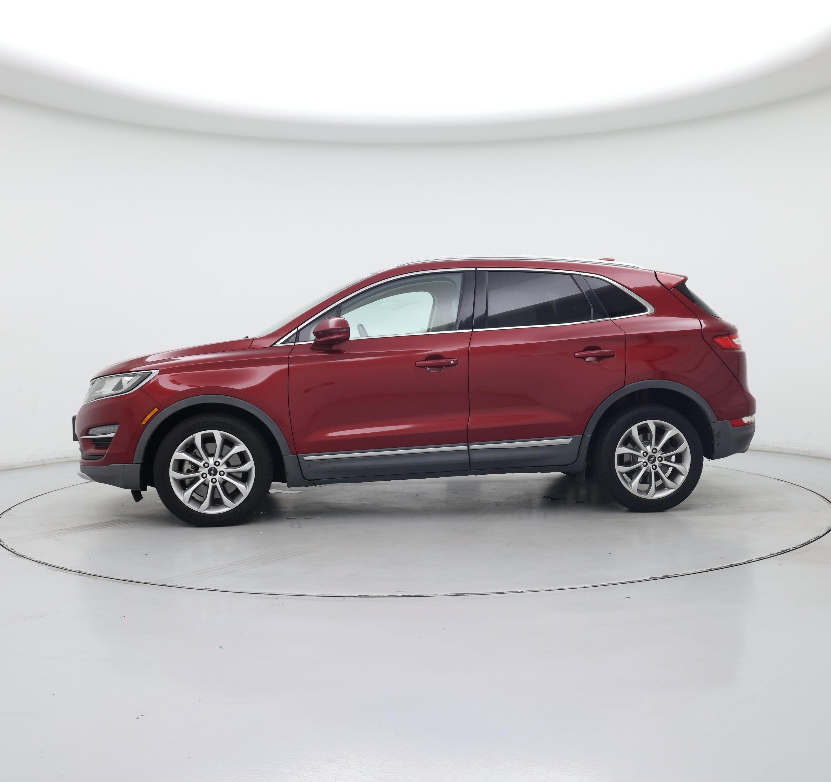 Thumbnail: 2016 Lincoln MKC - 3