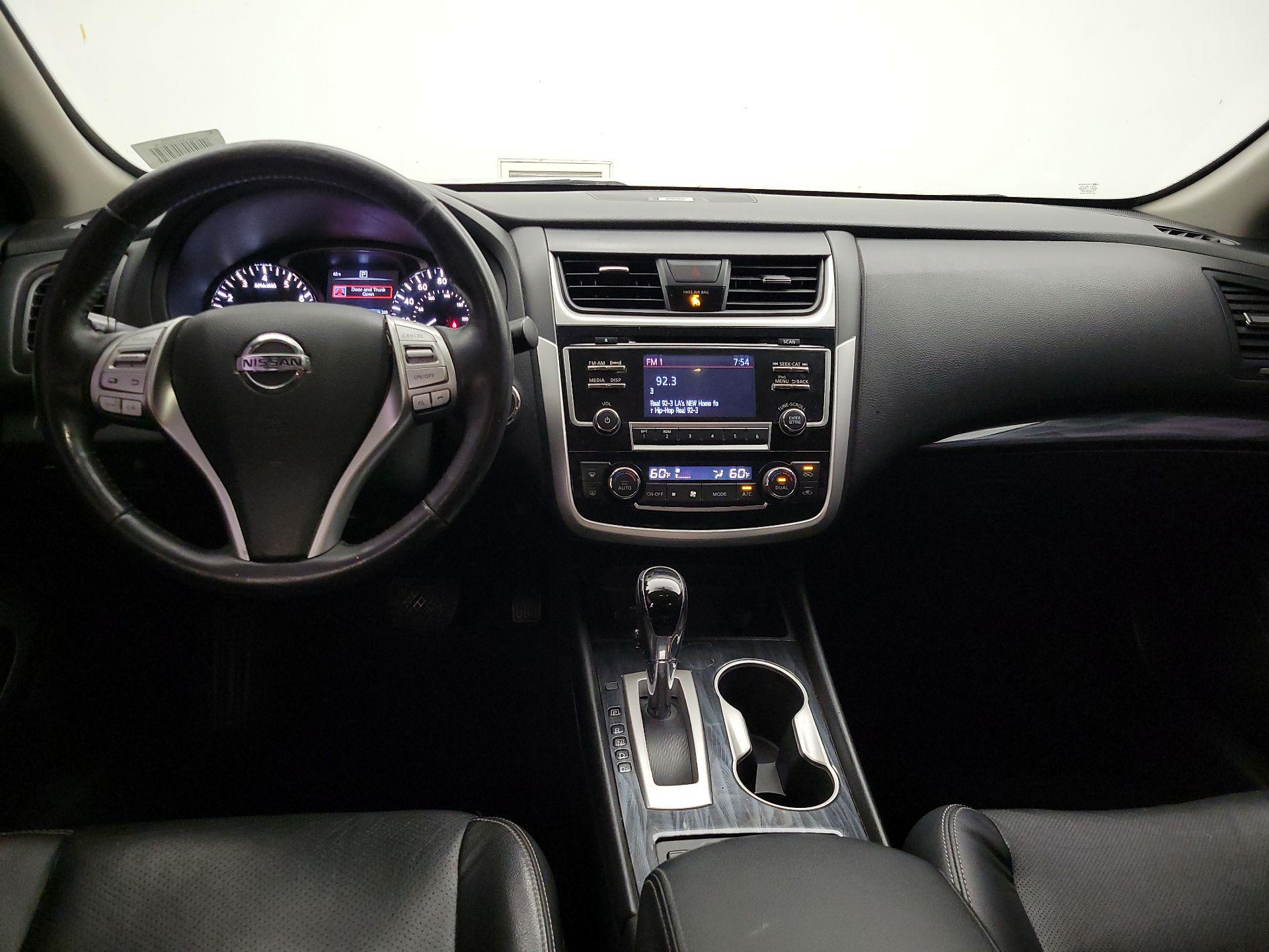 Thumbnail: 2018 Nissan Altima - 9
