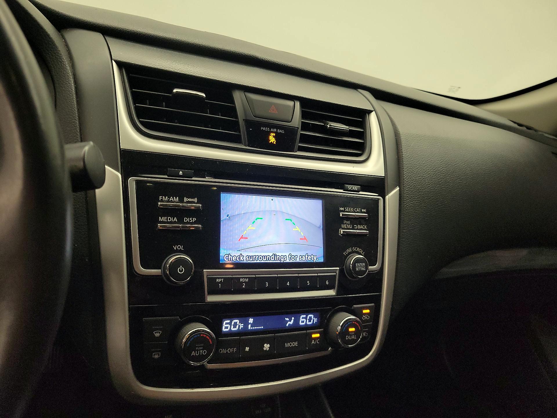 Thumbnail: 2018 Nissan Altima - 14