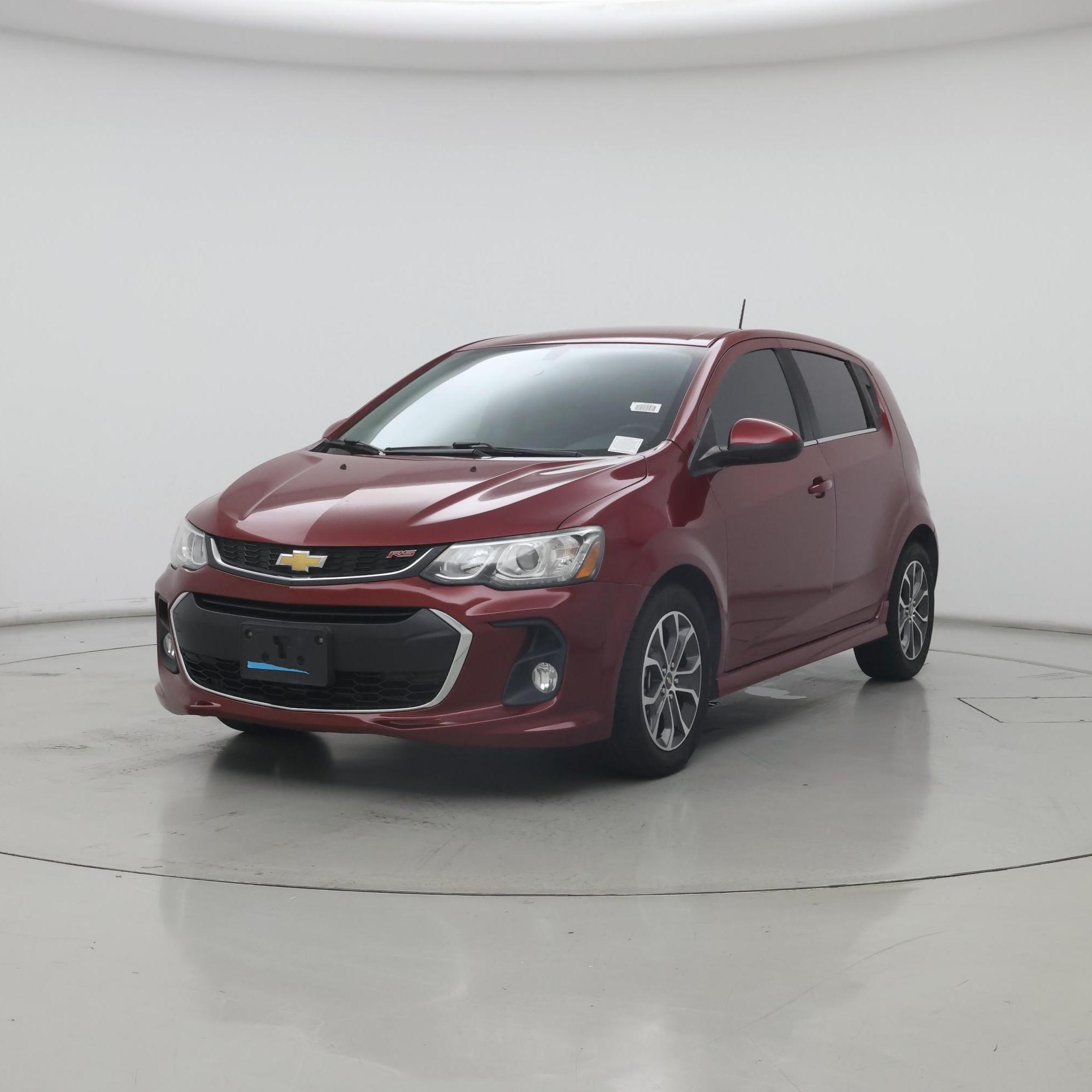 Thumbnail: 2017 Chevrolet Sonic - 4
