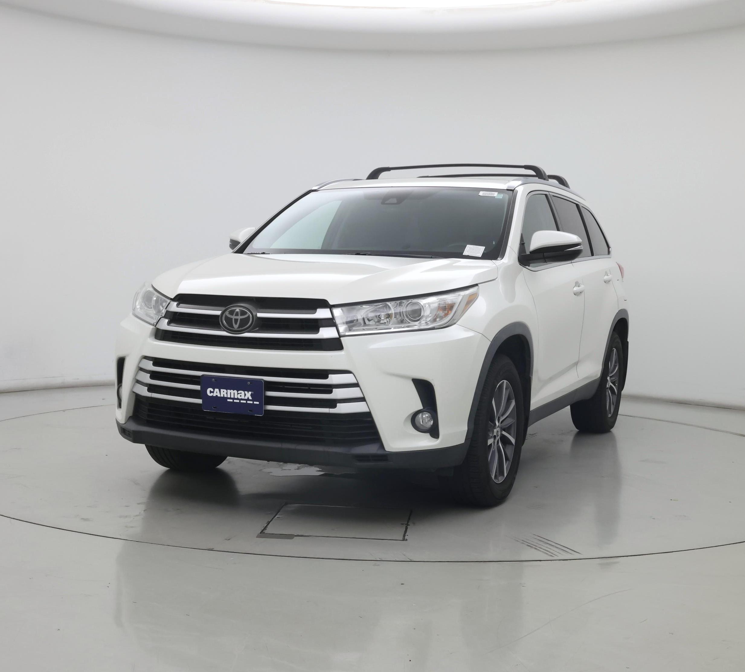 Thumbnail: 2019 Toyota Highlander - 4